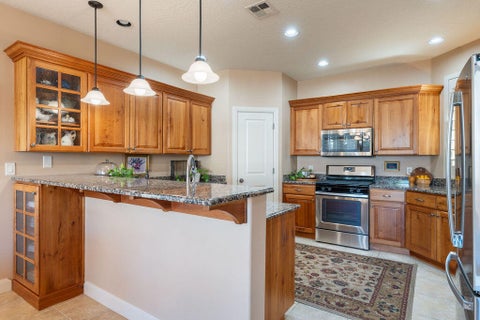 Tiny photo for 409 N Country LN 27 #27, Saint George, UT 84770 (MLS # 26-277037)
