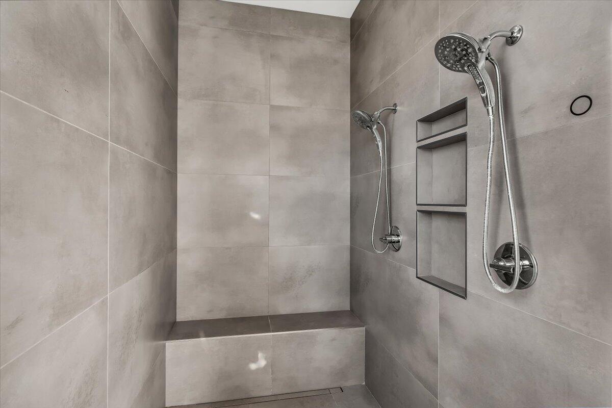 LEDGES OF ST GEORGE - Residential