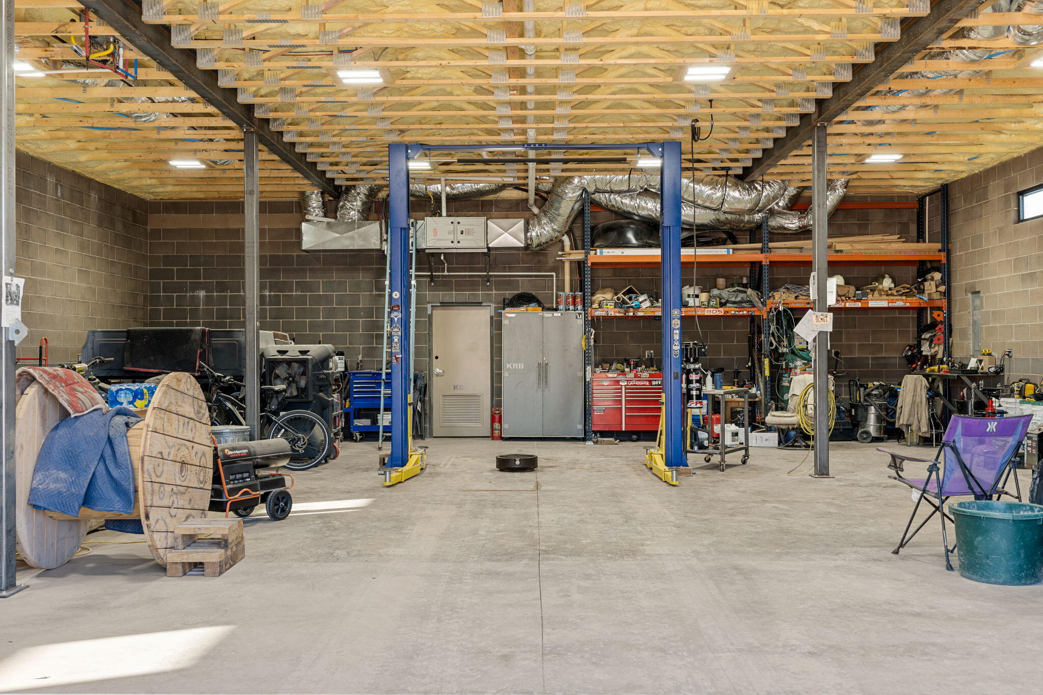 DIAMOND VALLEY ACRES - Residential