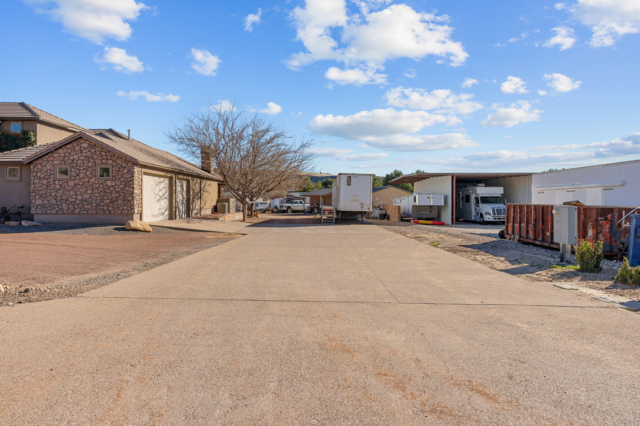 DIAMOND VALLEY ACRES - Residential