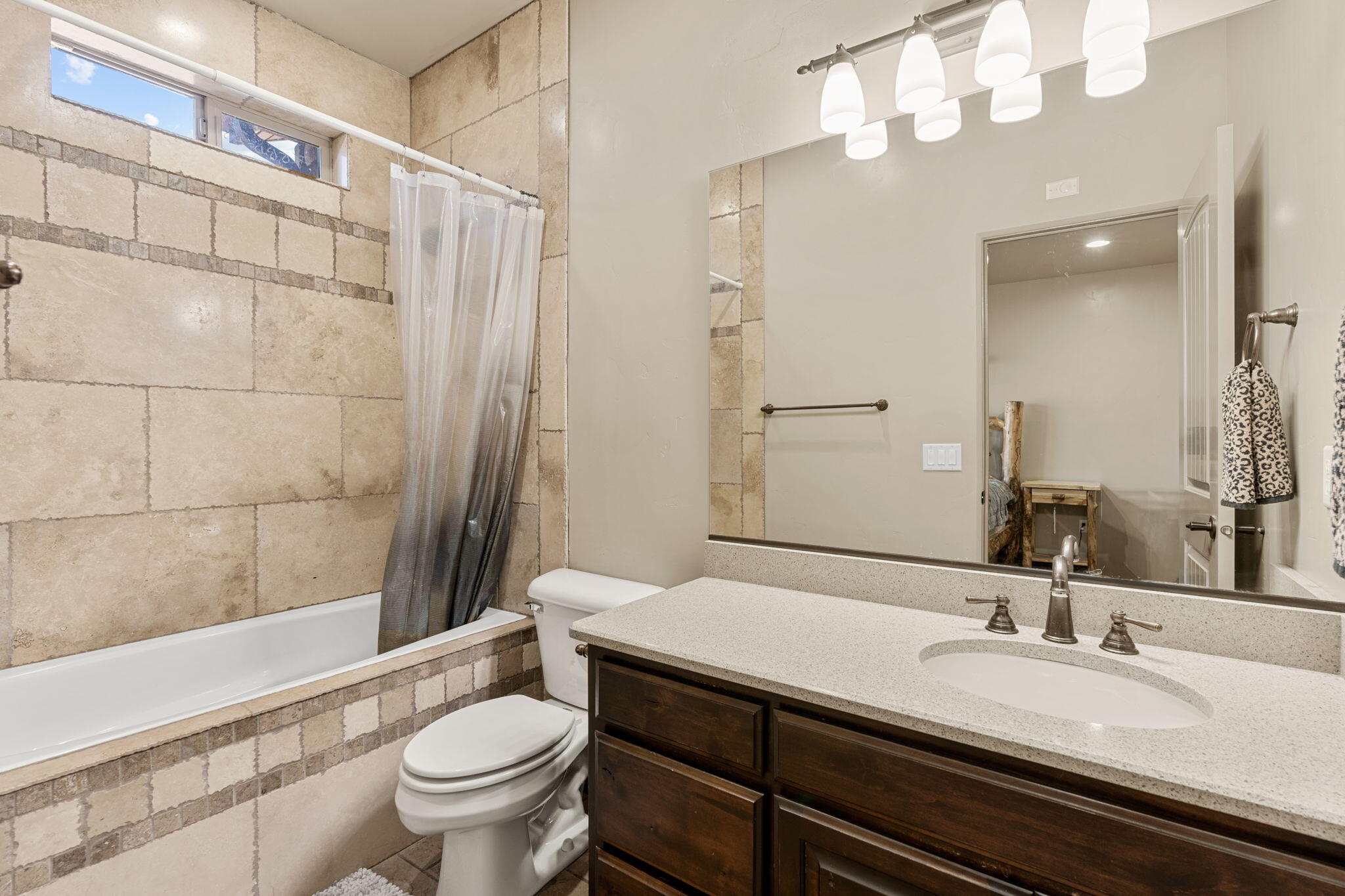 DIAMOND VALLEY ACRES - Residential