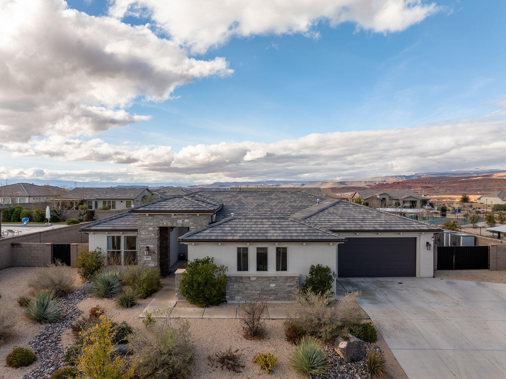 VIEWS AT CORAL CANYON - Residential