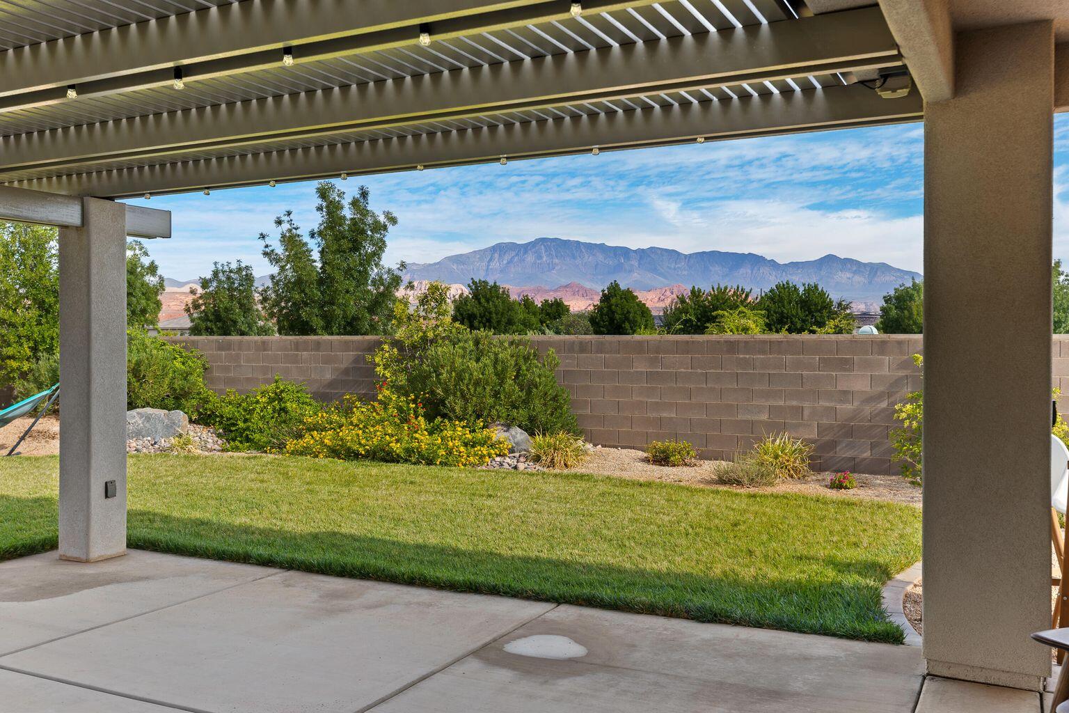 VIEWS AT CORAL CANYON - Residential