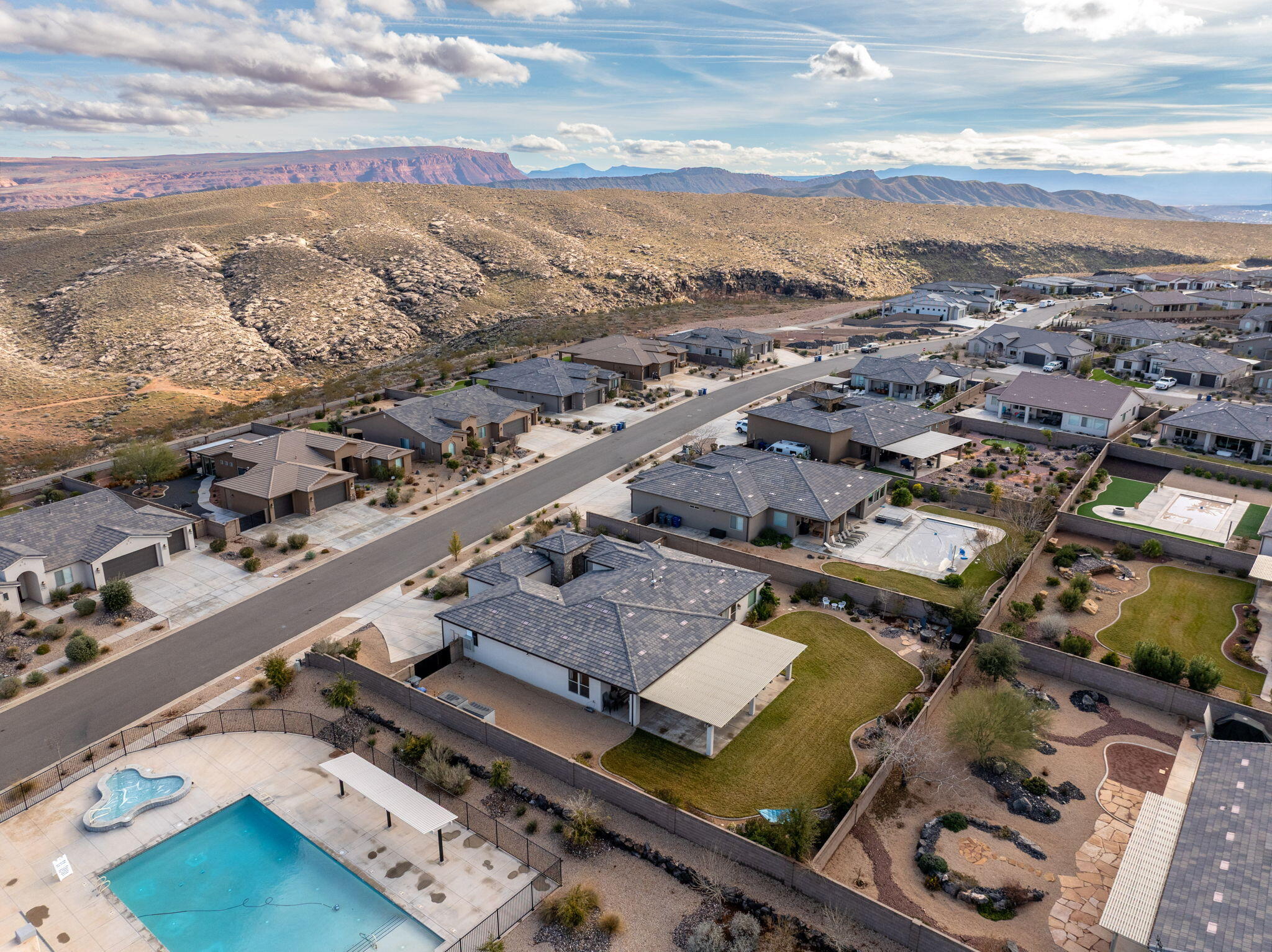 VIEWS AT CORAL CANYON - Residential