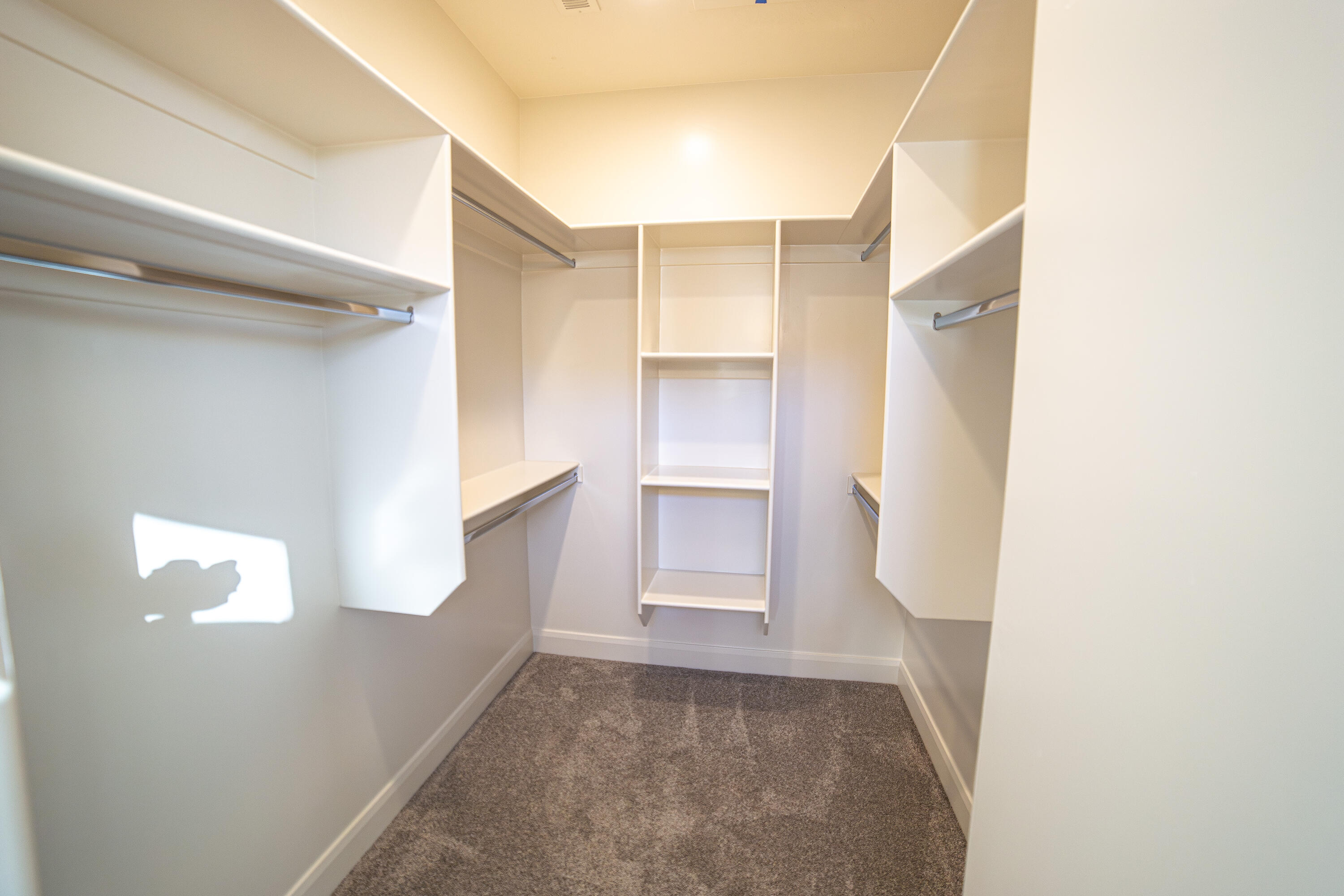 SKY VALLEY - Residential