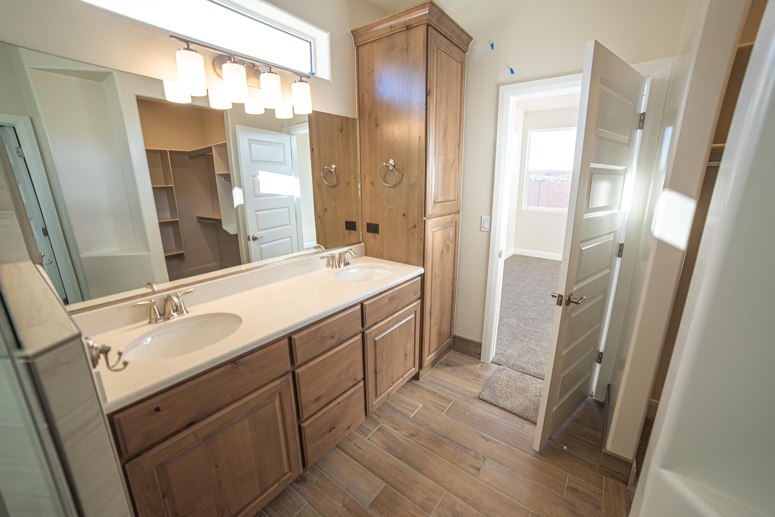 SKY VALLEY - Residential