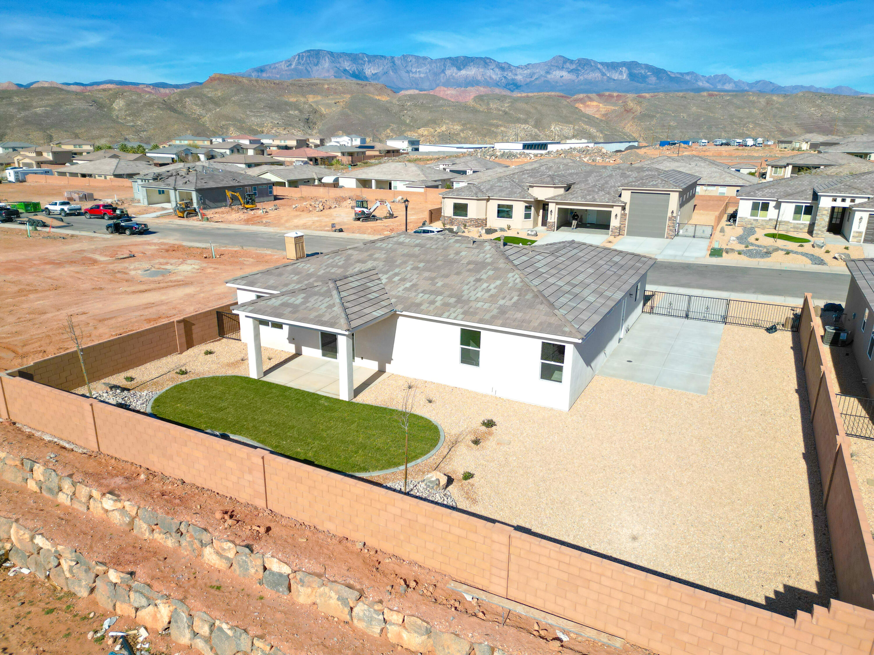 SKY VALLEY - Residential