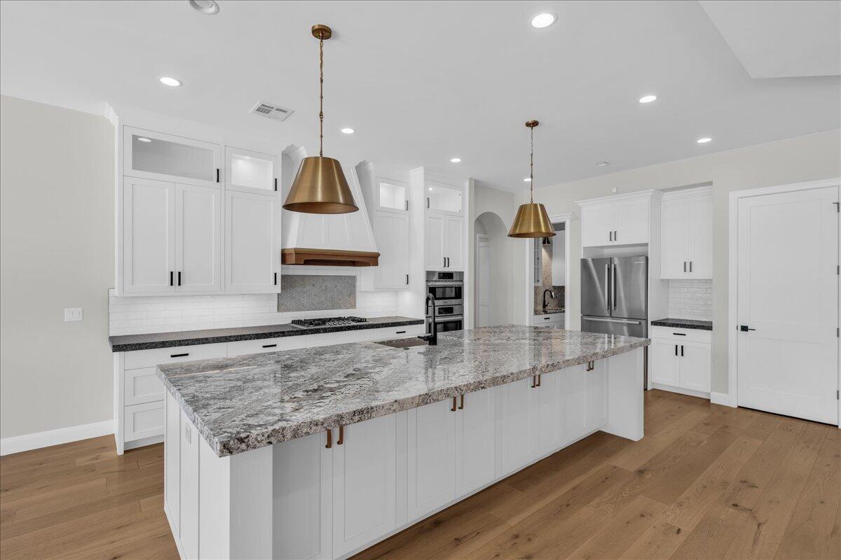 COVE AT LITTLE VALLEY - Residential