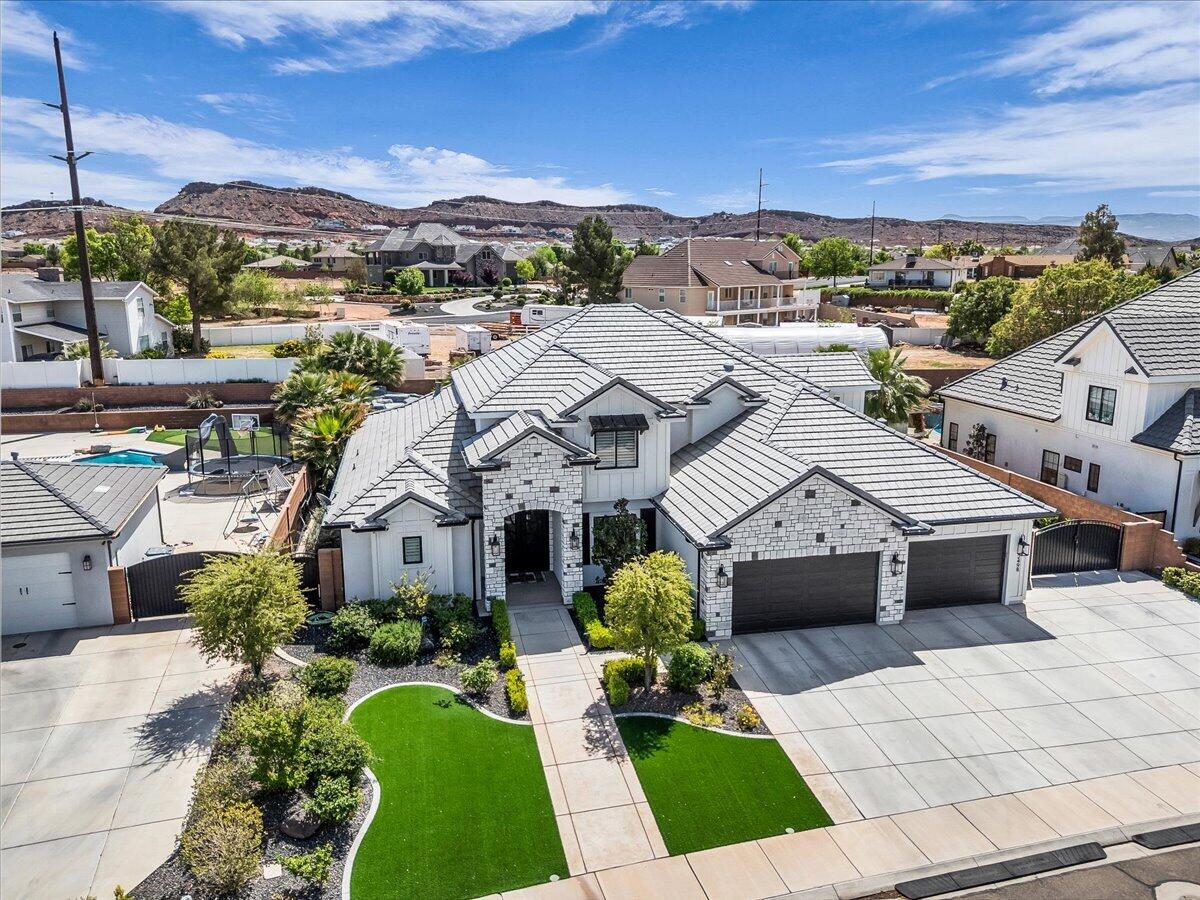 COVE AT LITTLE VALLEY - Residential