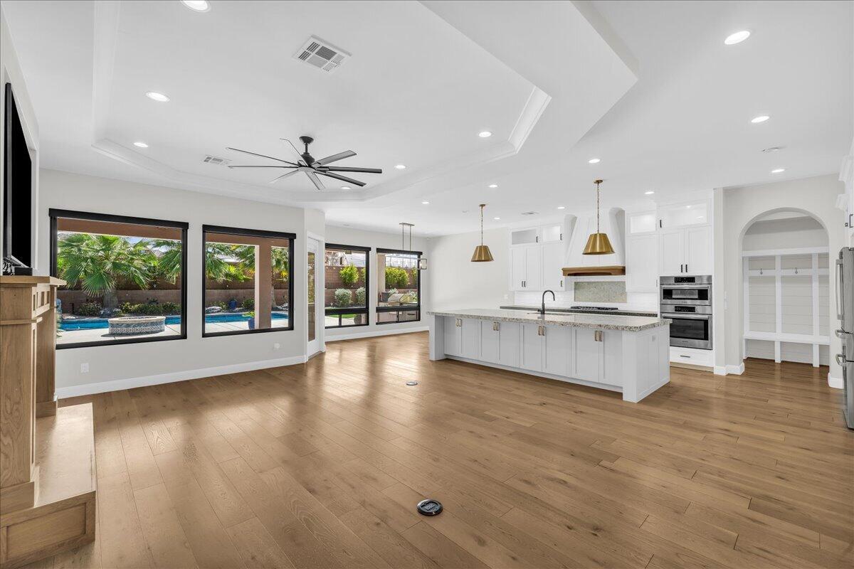 COVE AT LITTLE VALLEY - Residential