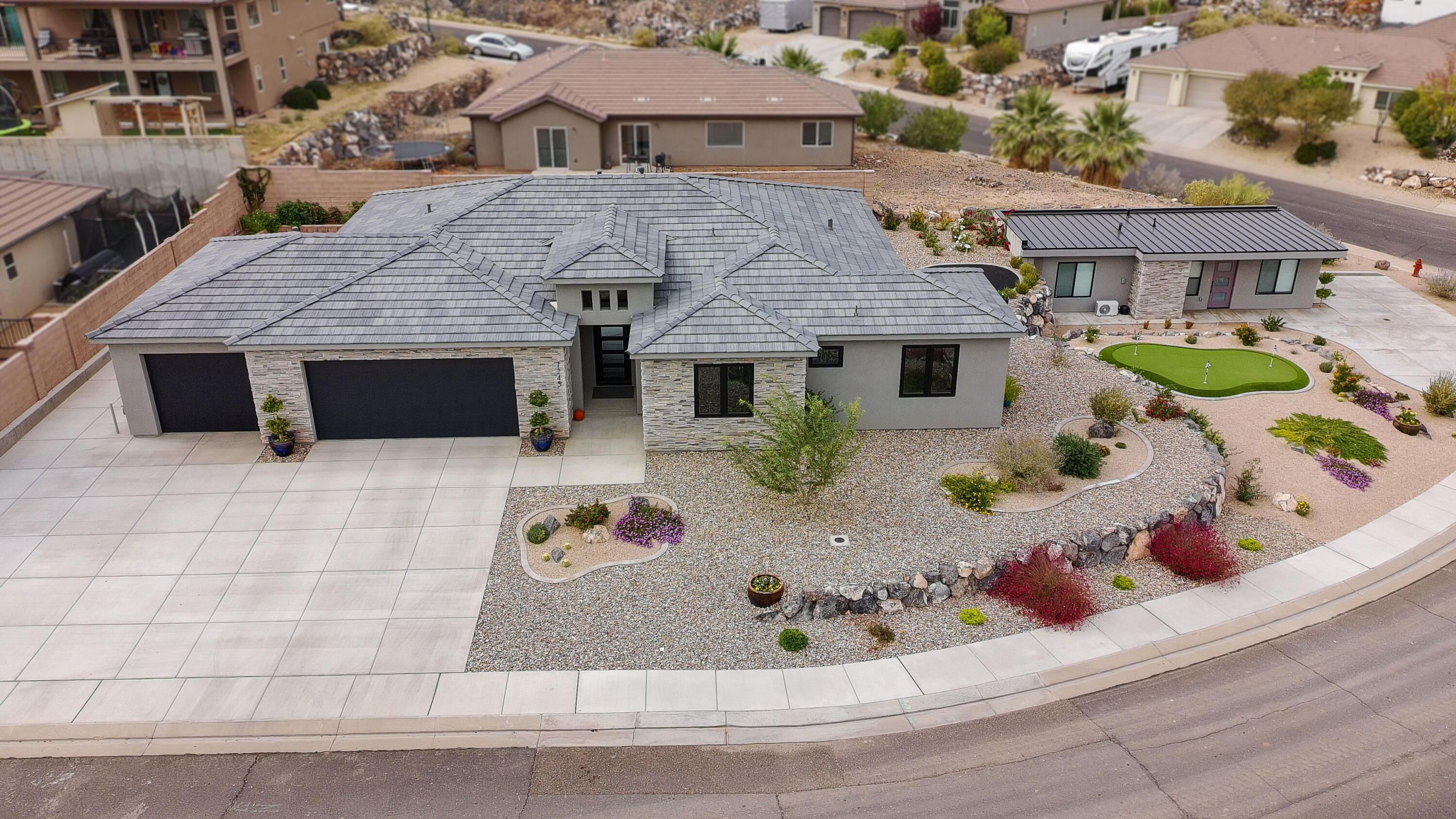 SUNSET RIDGE - Residential