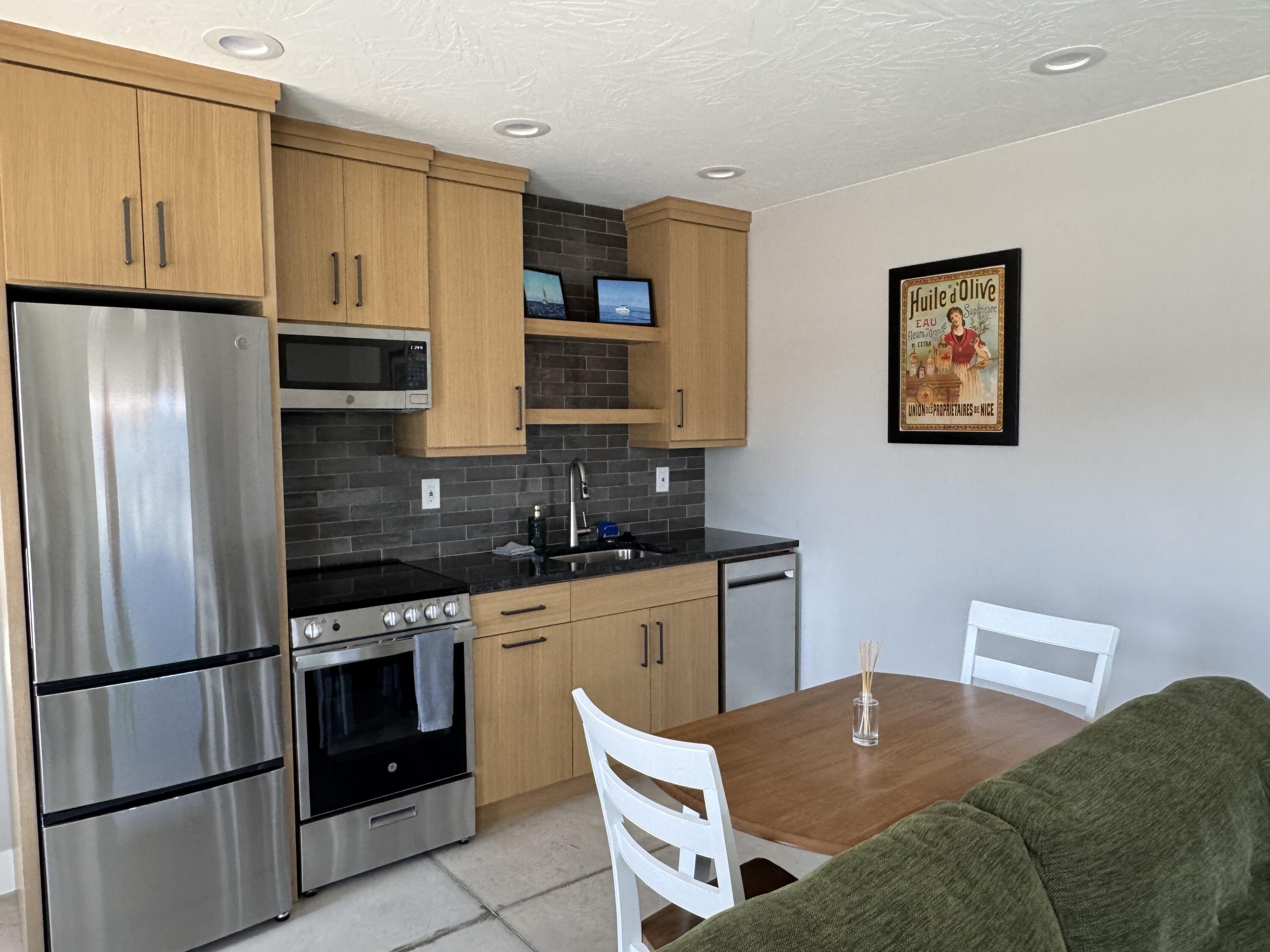 SUNSET RIDGE - Residential