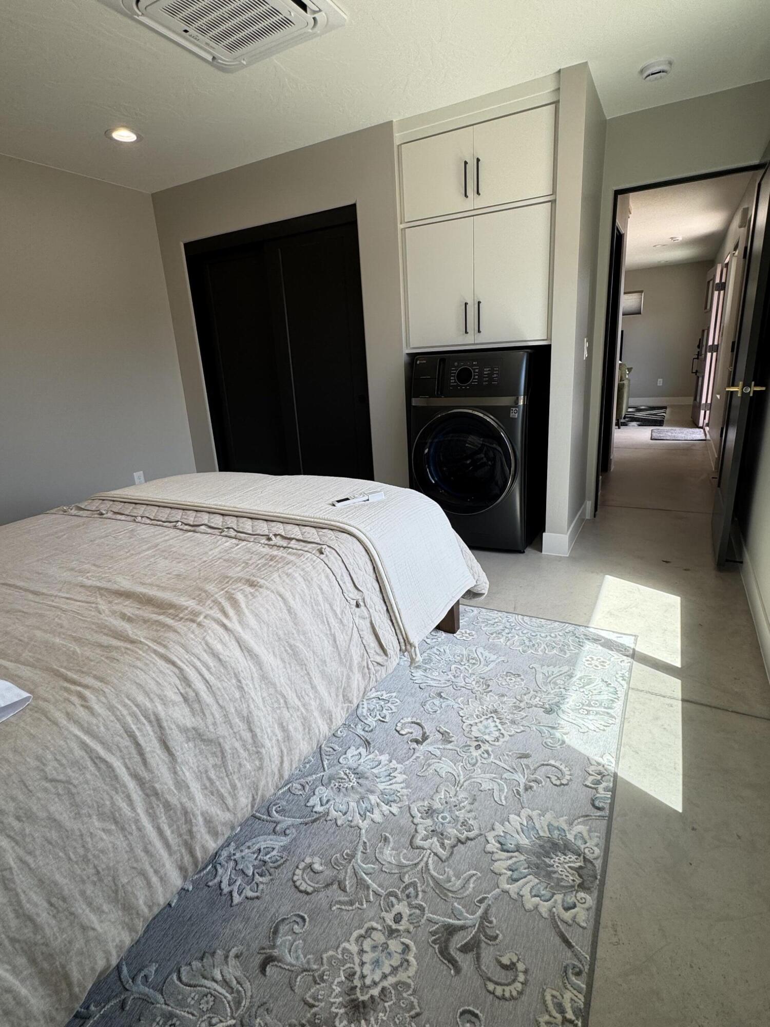 SUNSET RIDGE - Residential