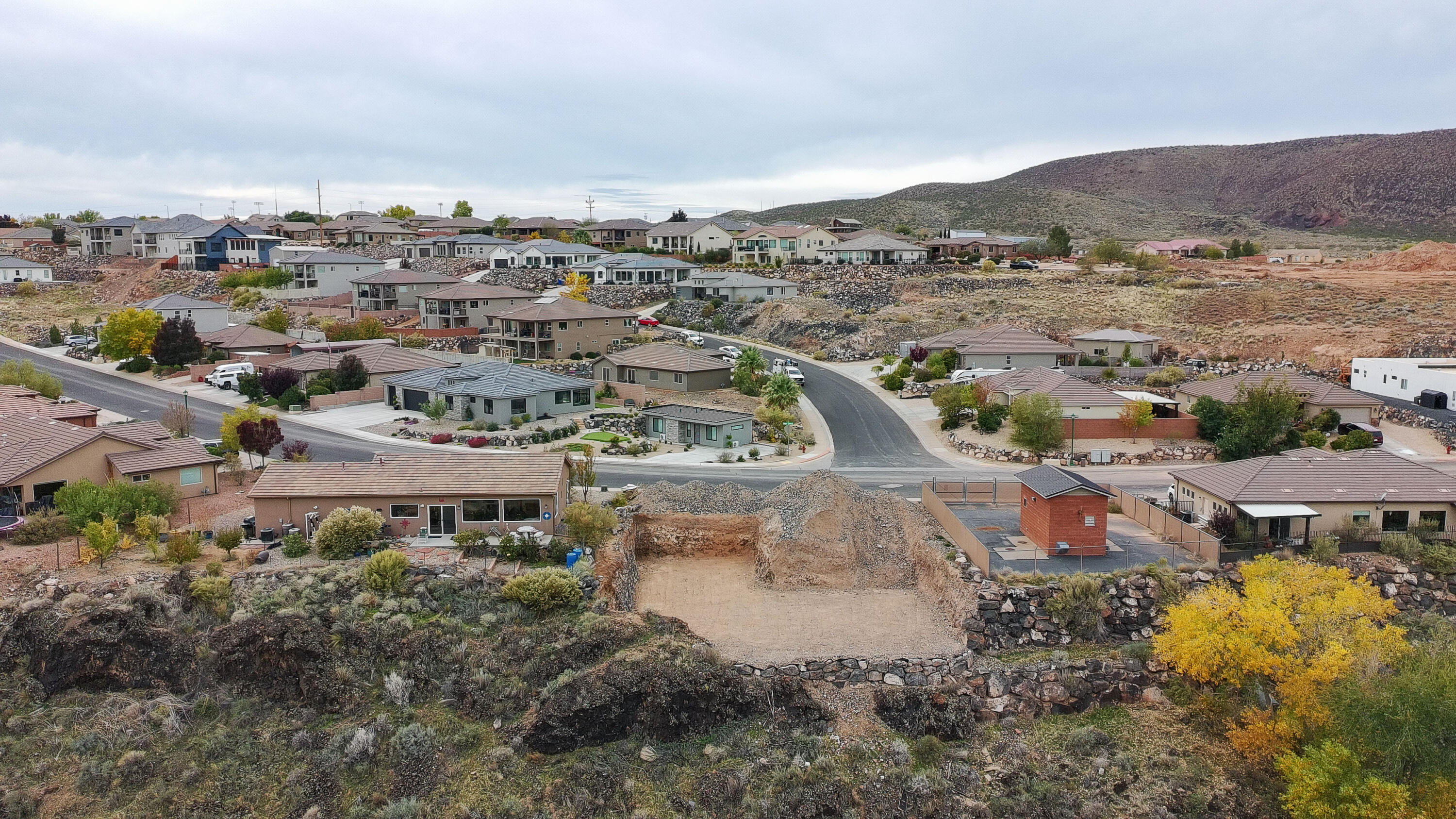 SUNSET RIDGE - Residential