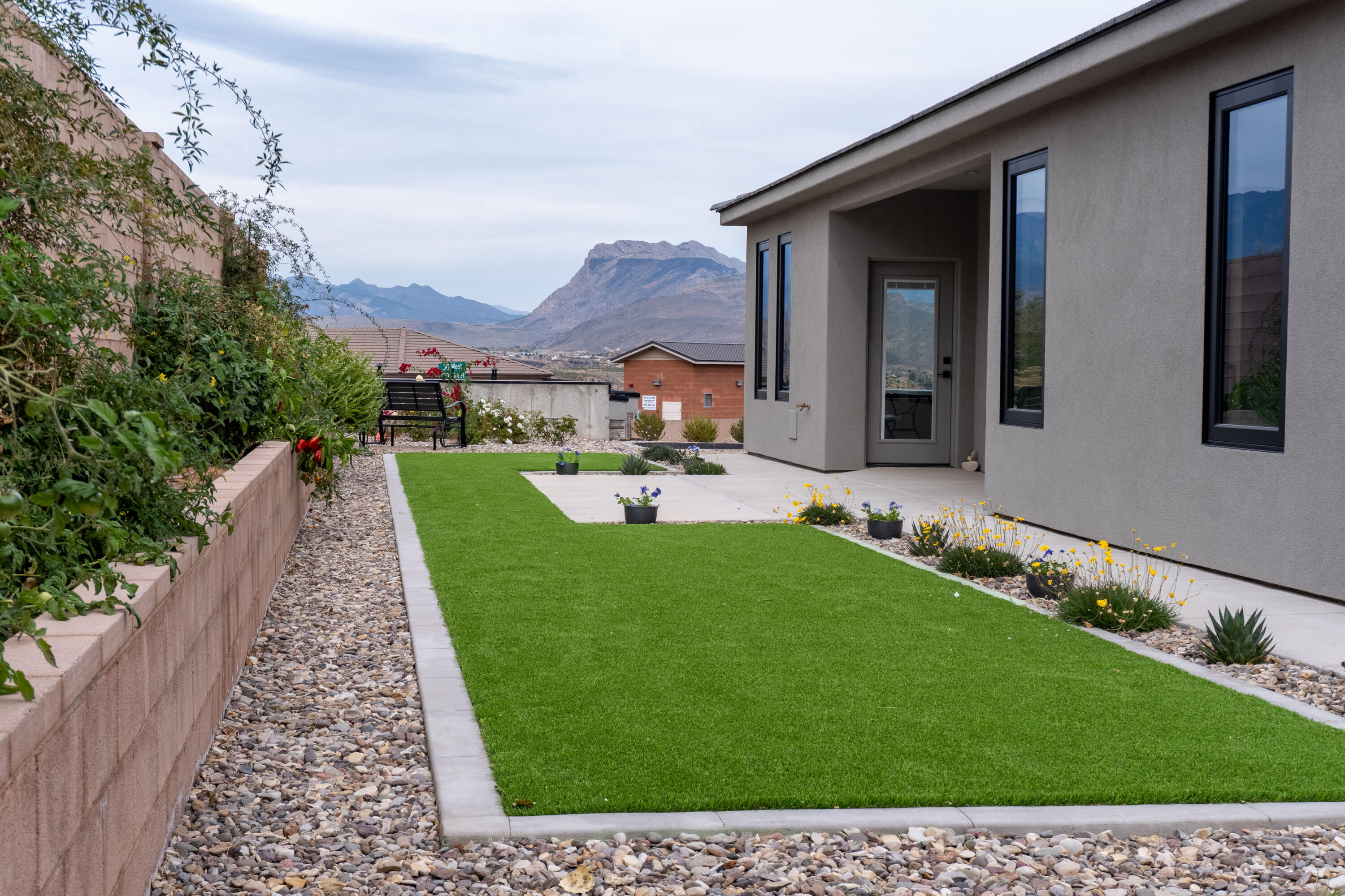 SUNSET RIDGE - Residential