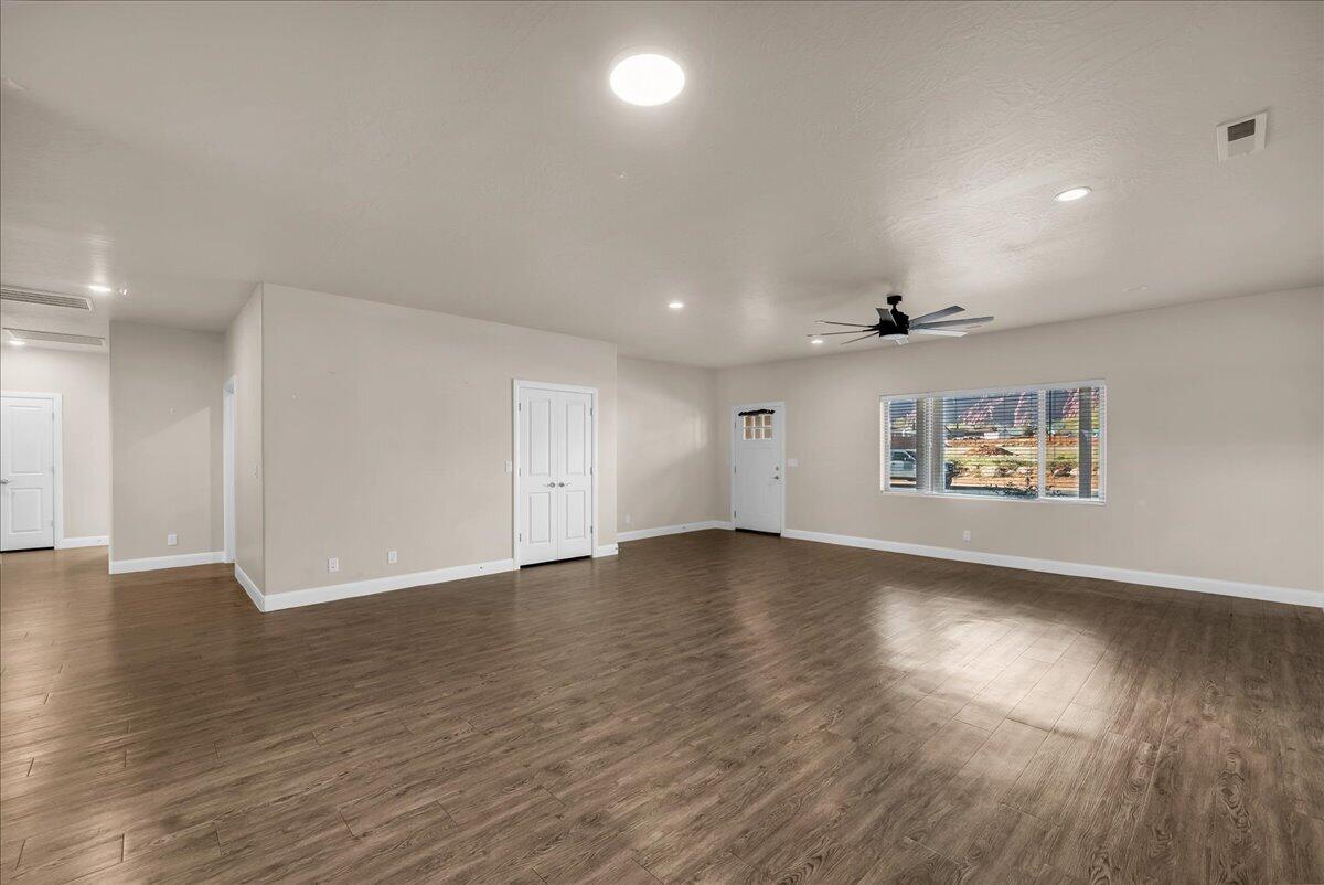 BEST ACRES TOWNHOMES - Residential