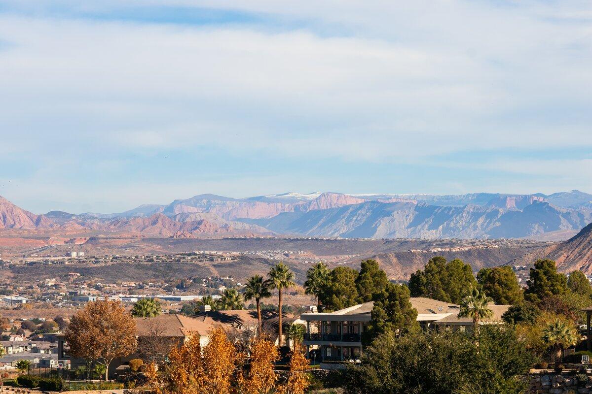 STONE CLIFF - Residential