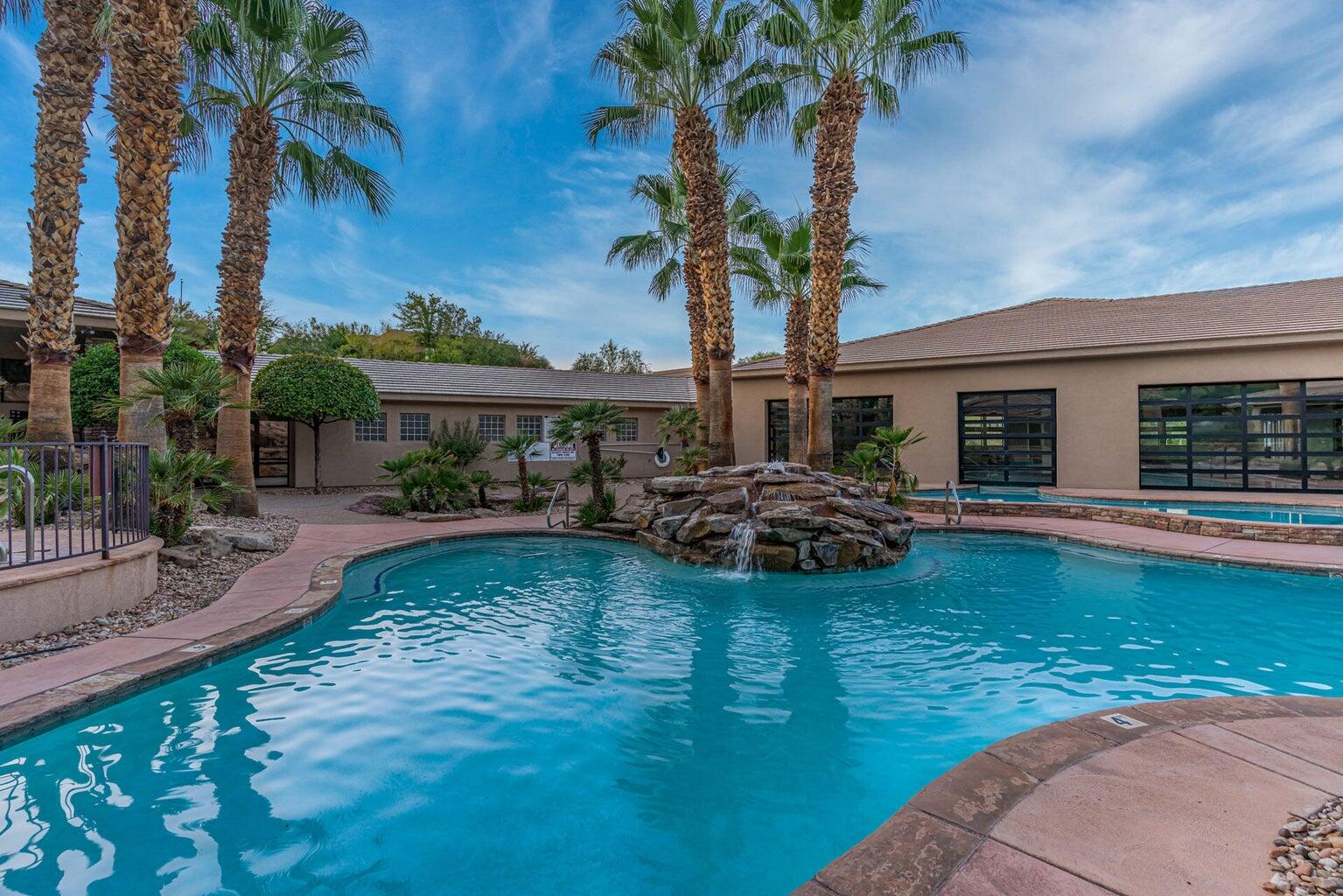 STONE CLIFF - Residential