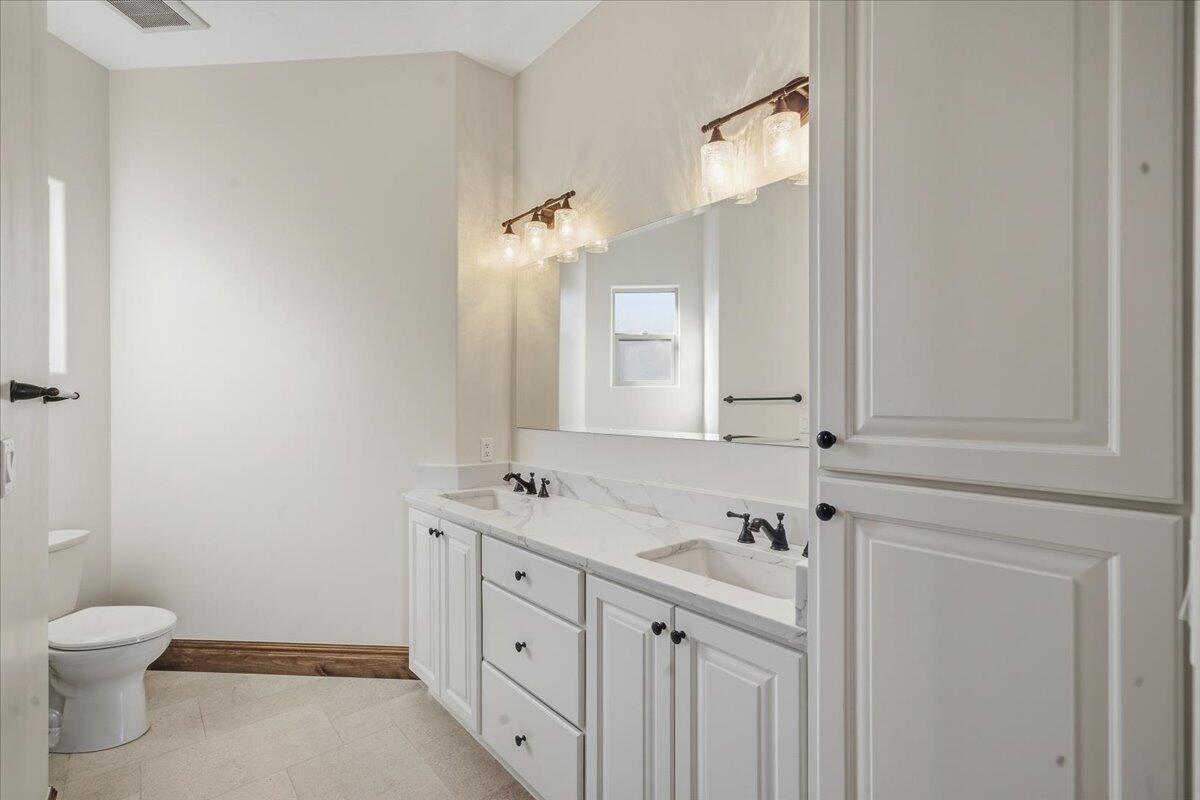 STONE CLIFF - Residential