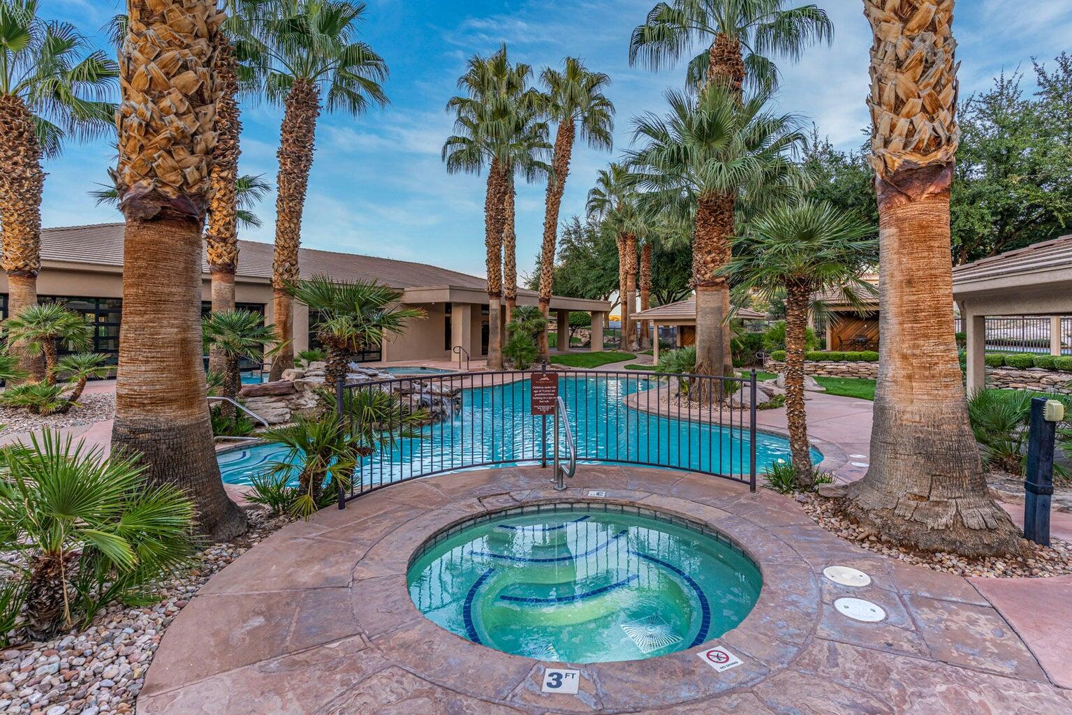 STONE CLIFF - Residential