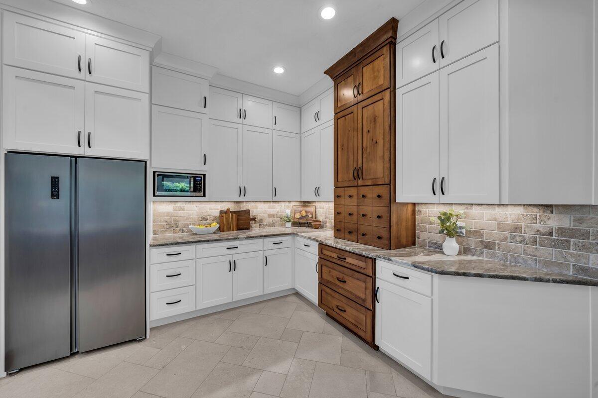 STONE CLIFF - Residential