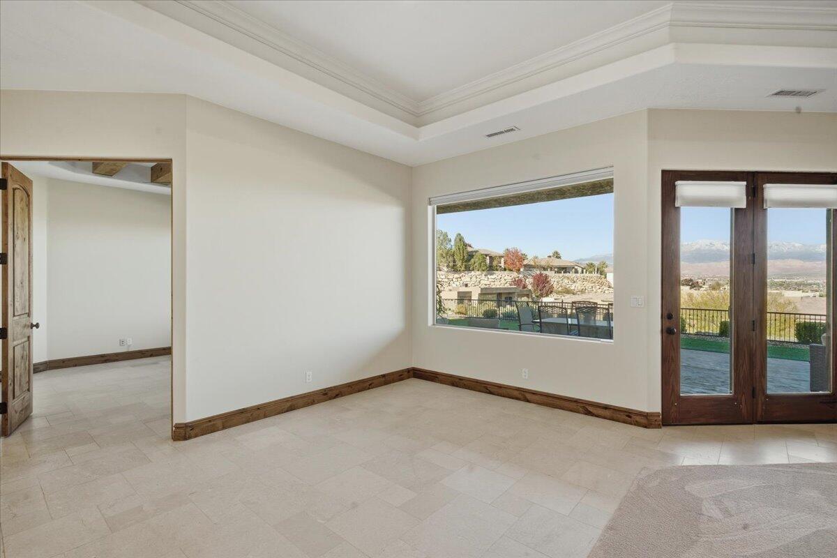 STONE CLIFF - Residential