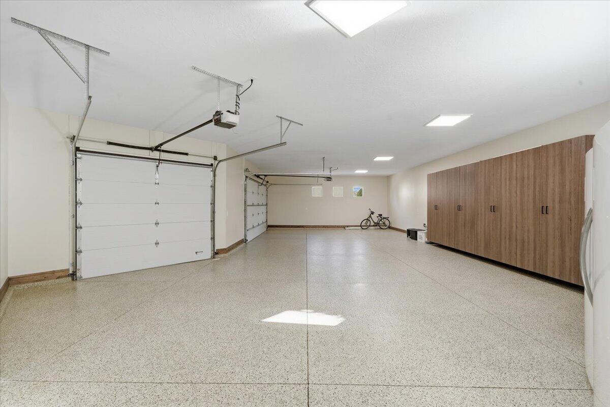 STONE CLIFF - Residential