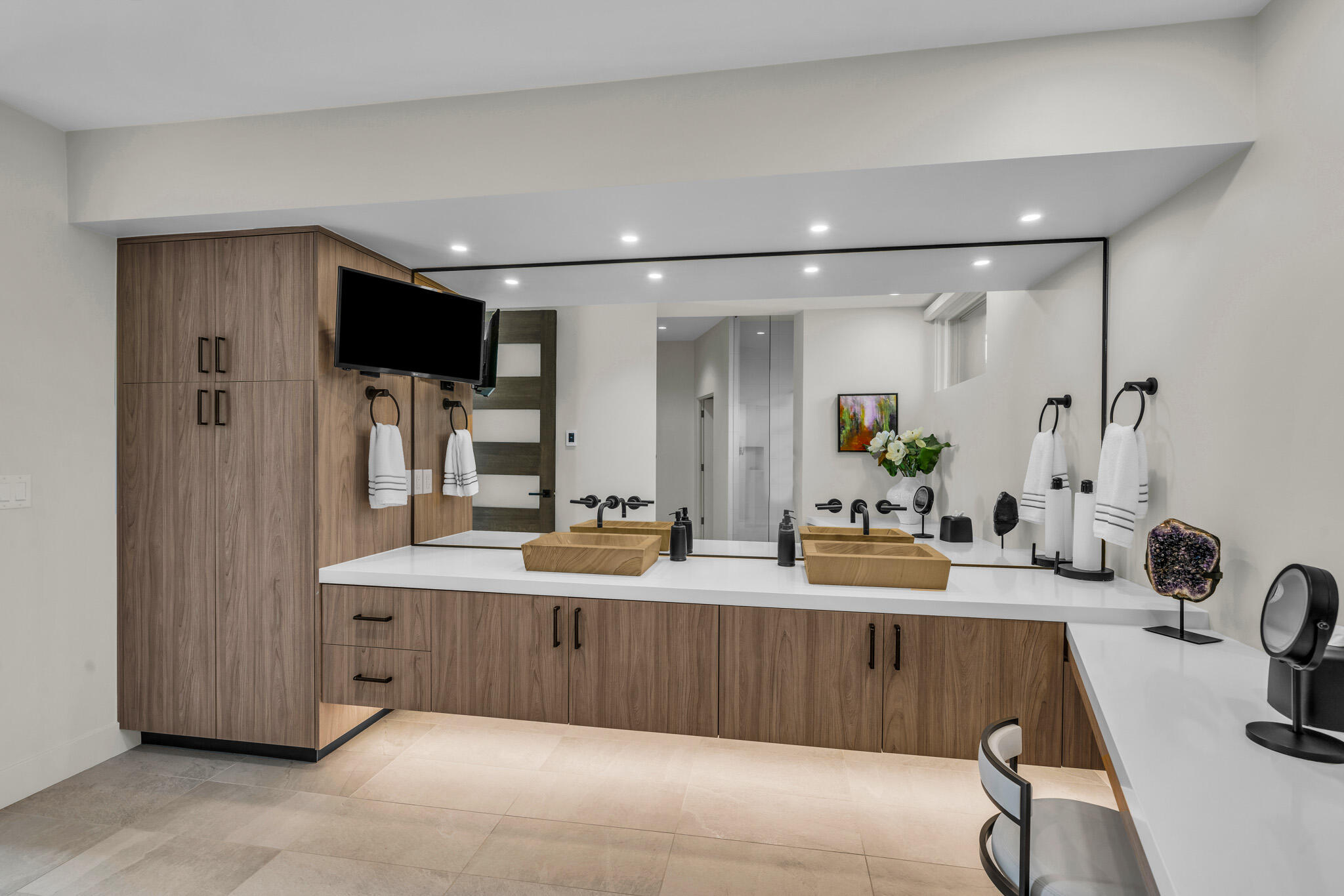 TUWEAP SHONTO - Residential