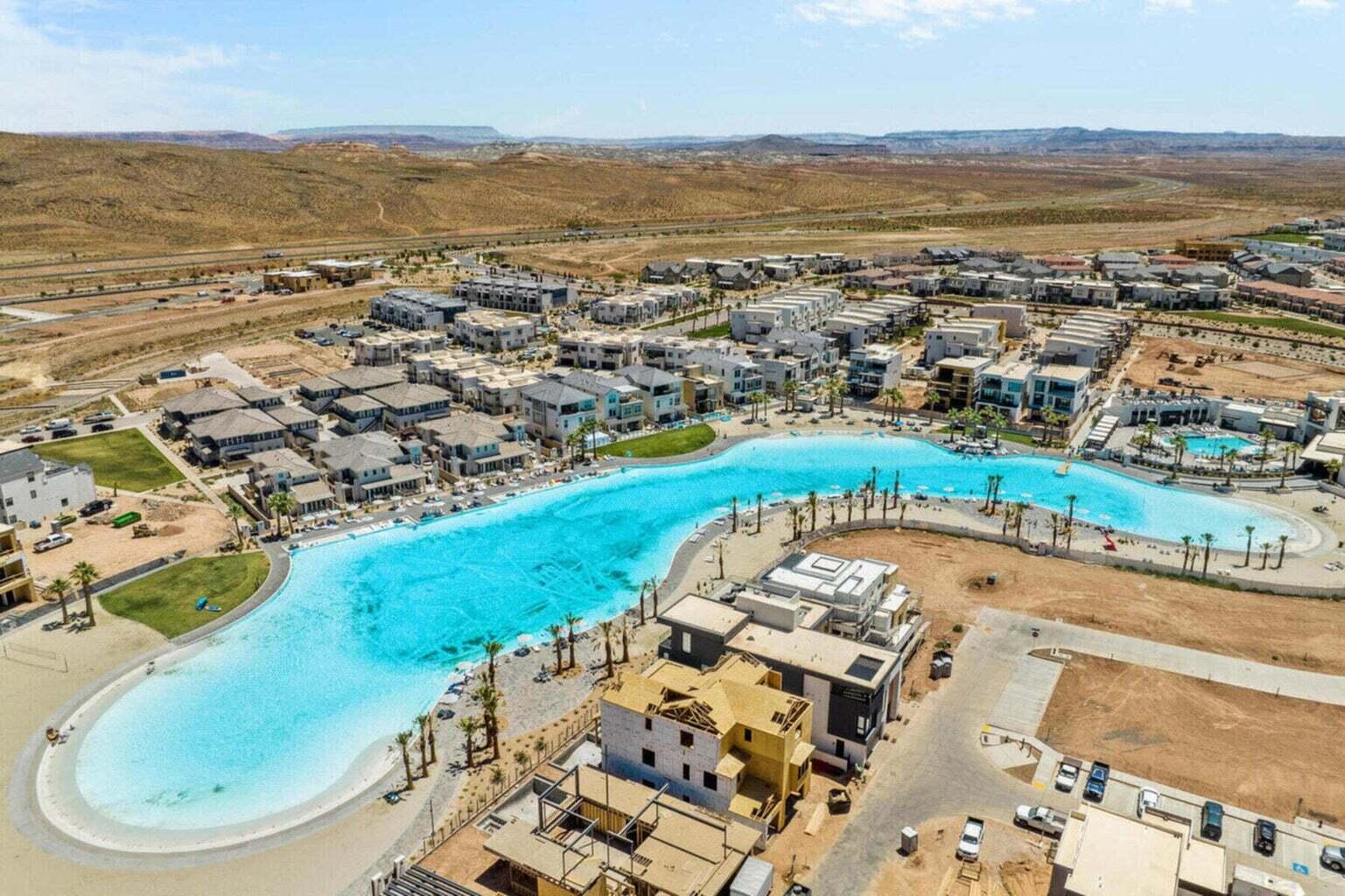 DESERT COLOR RESORT - Residential