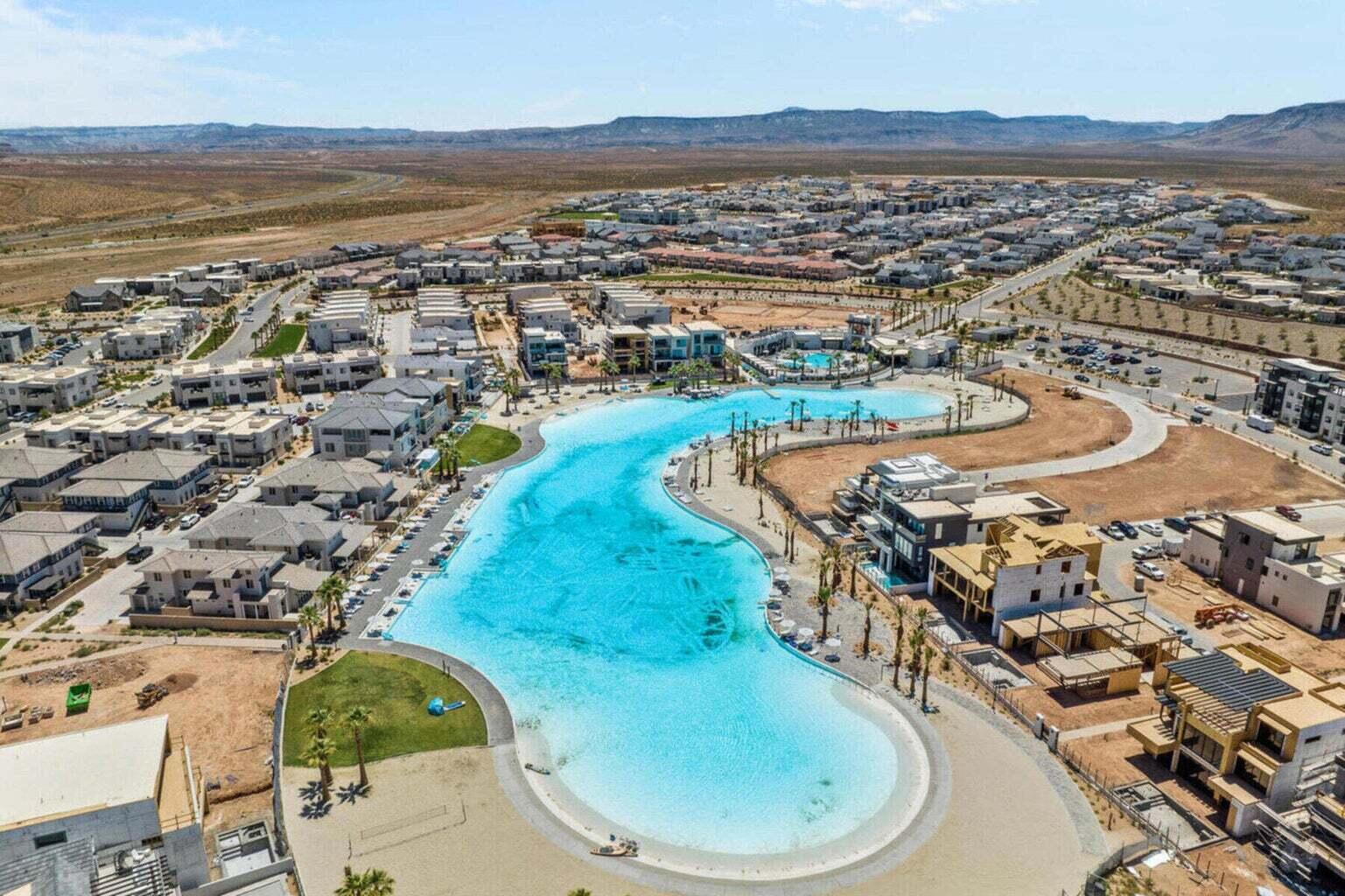 DESERT COLOR RESORT - Residential