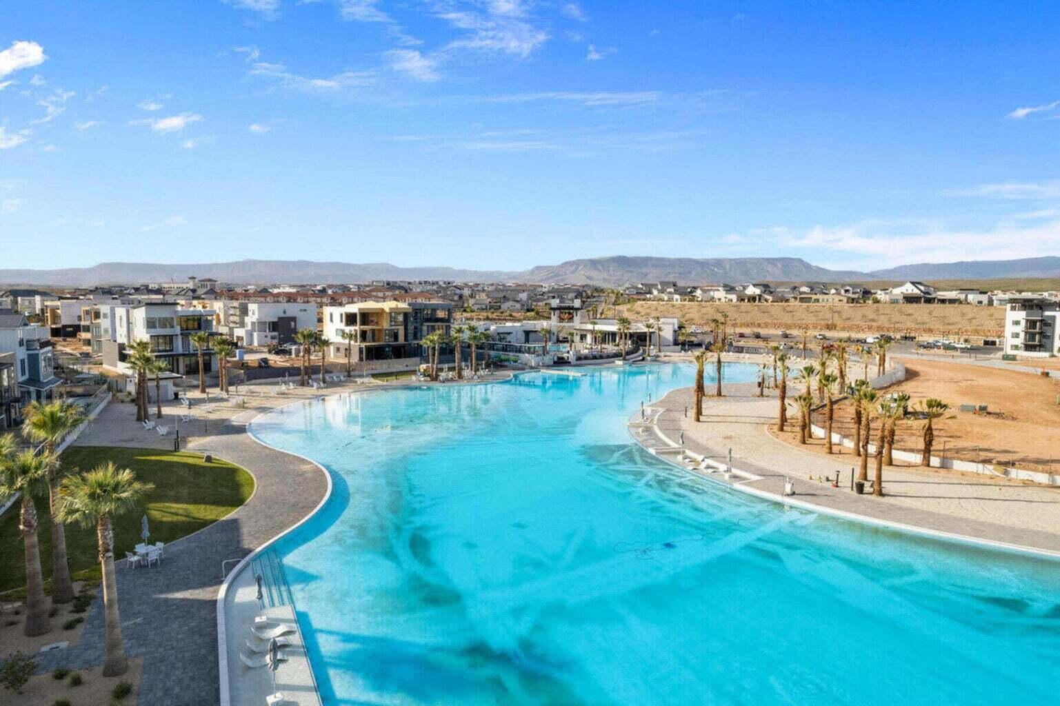 DESERT COLOR RESORT - Residential