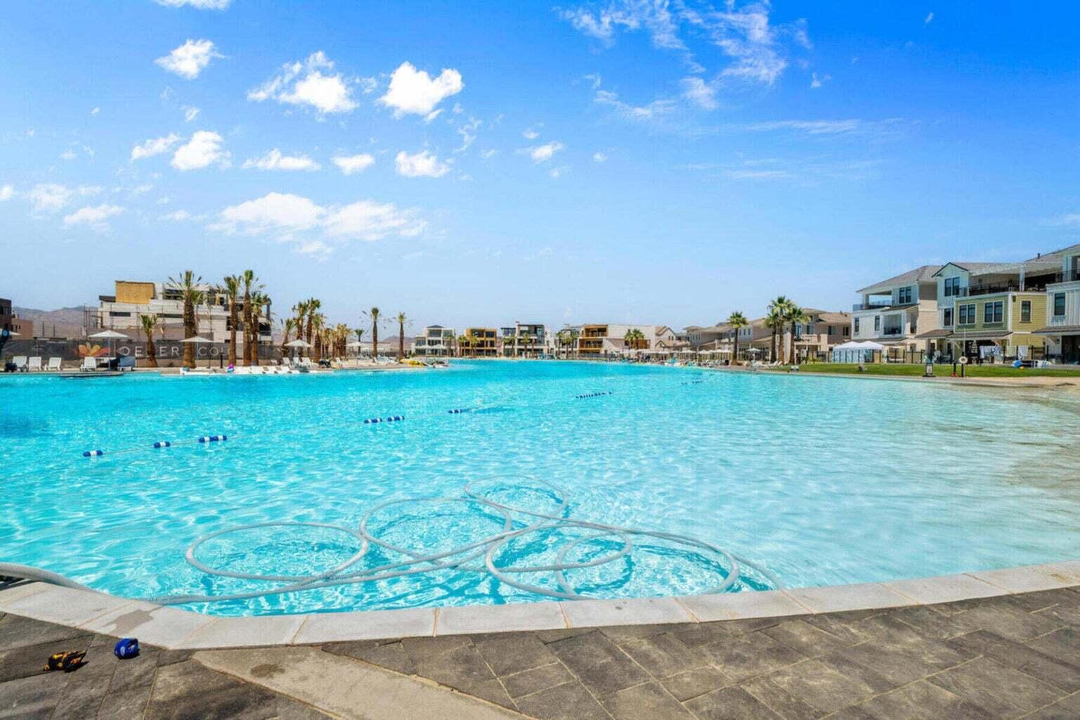 DESERT COLOR RESORT - Residential