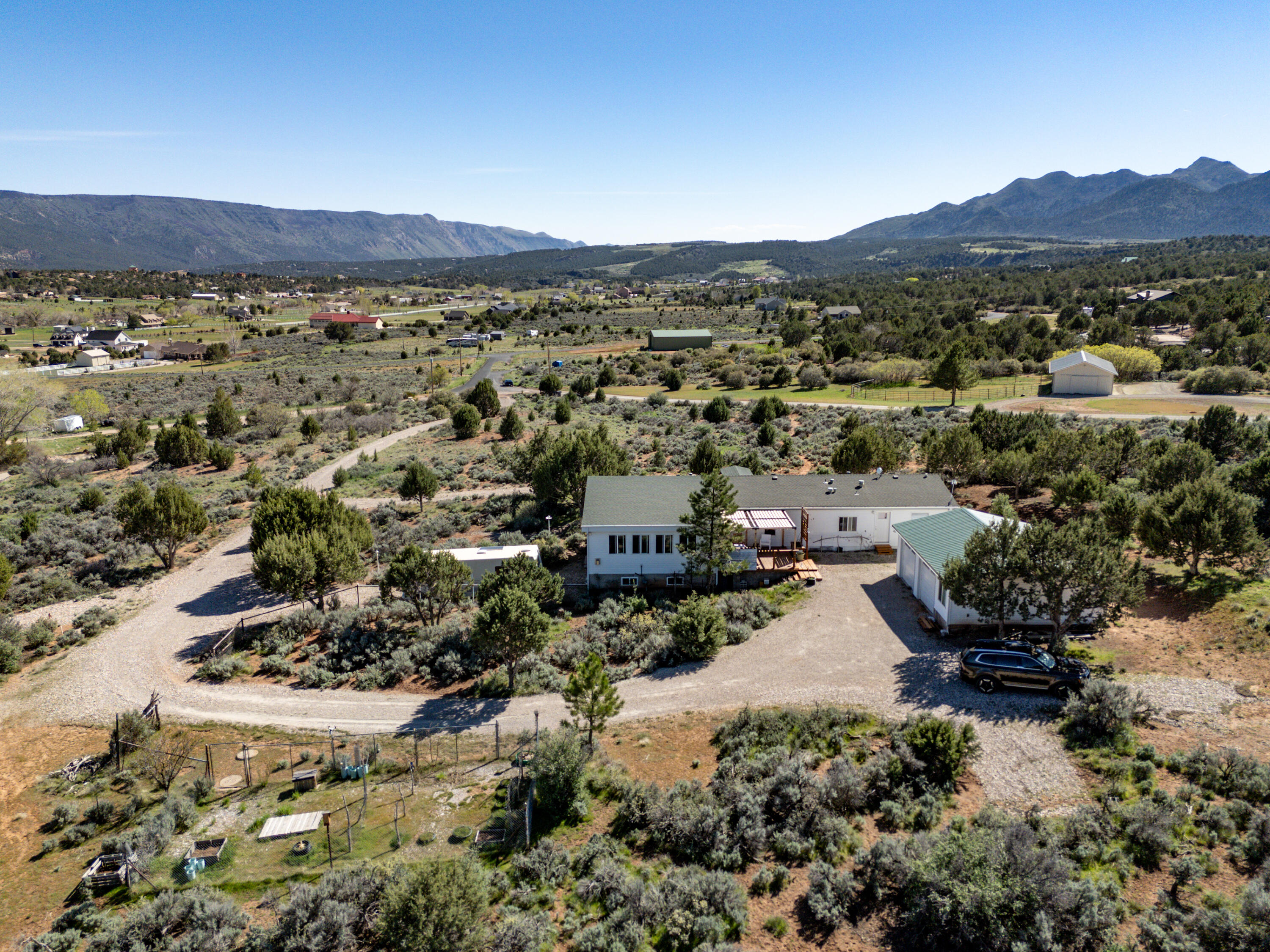 BLACKRIDGE RANCHES - Residential
