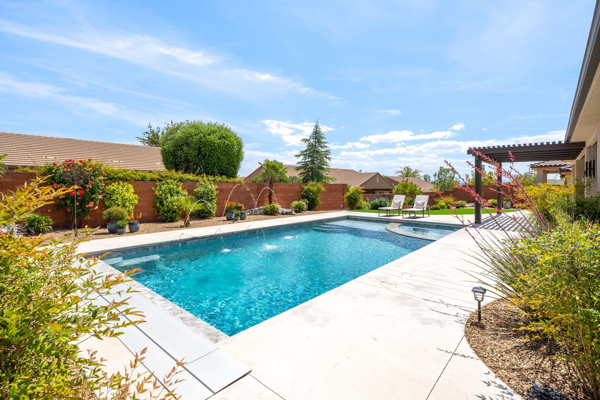 SANTARRA ESTATES - Residential