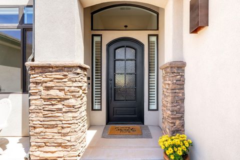 Tiny photo for 43 S 375 W, Ivins, UT 84738 (MLS # 26-271652)