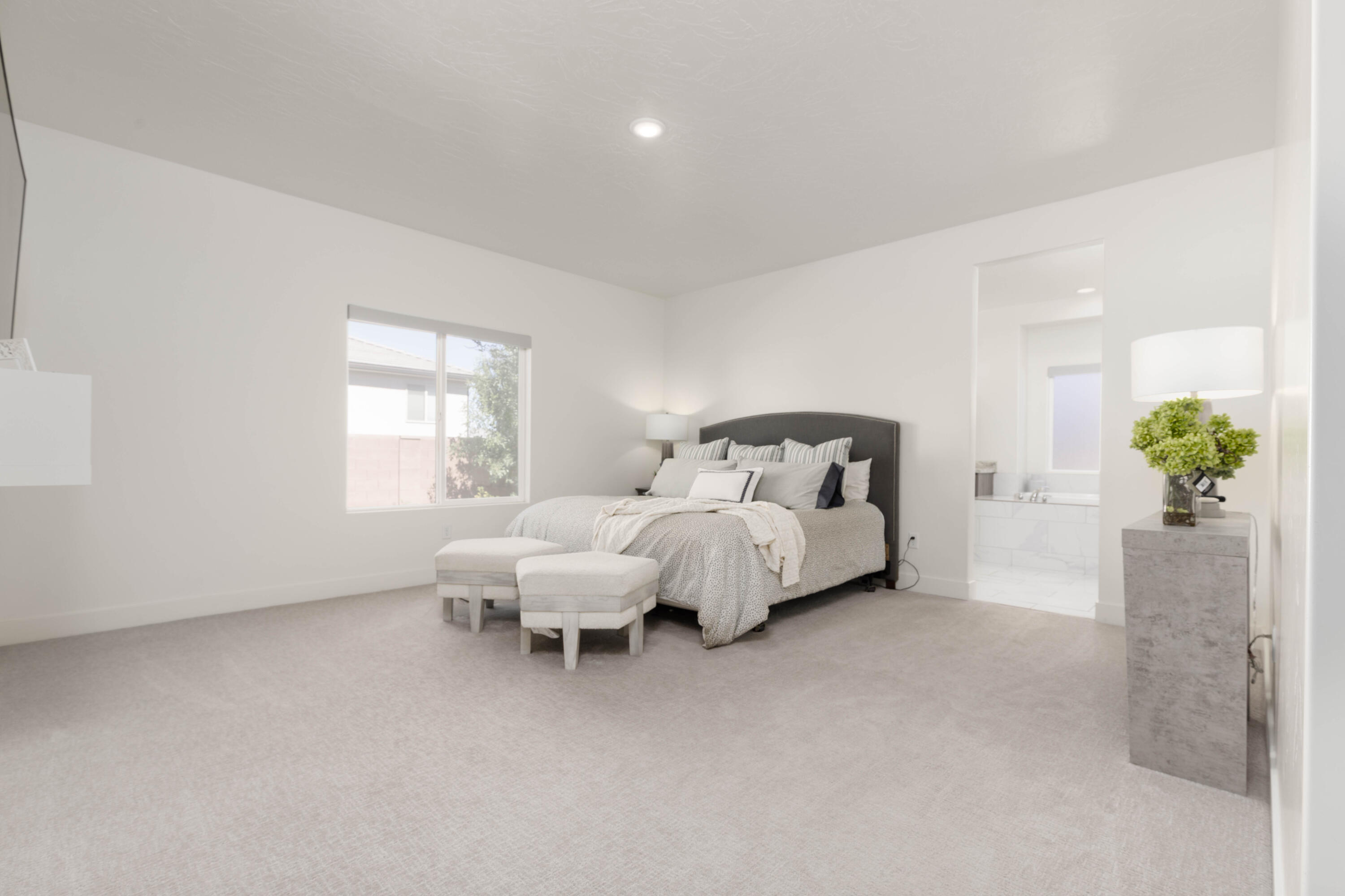 SEQUOIA ESTATES - Residential