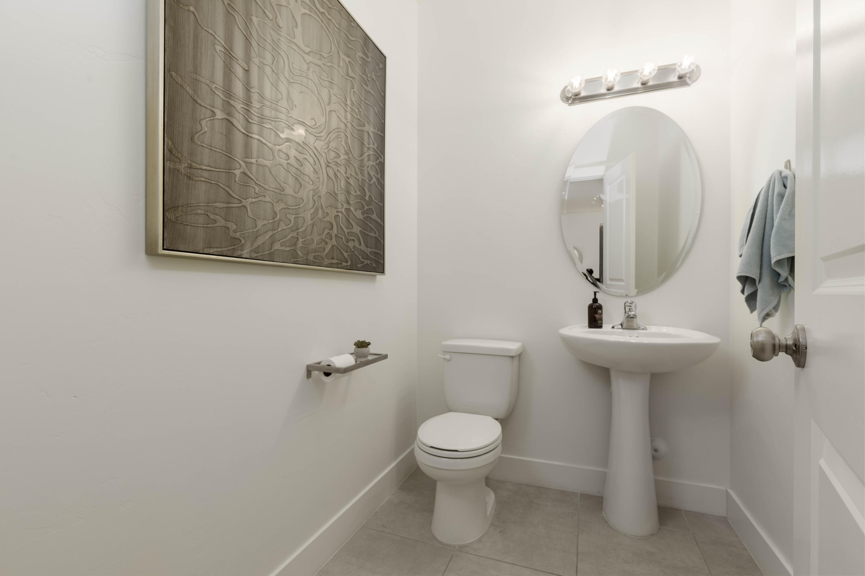 SEQUOIA ESTATES - Residential