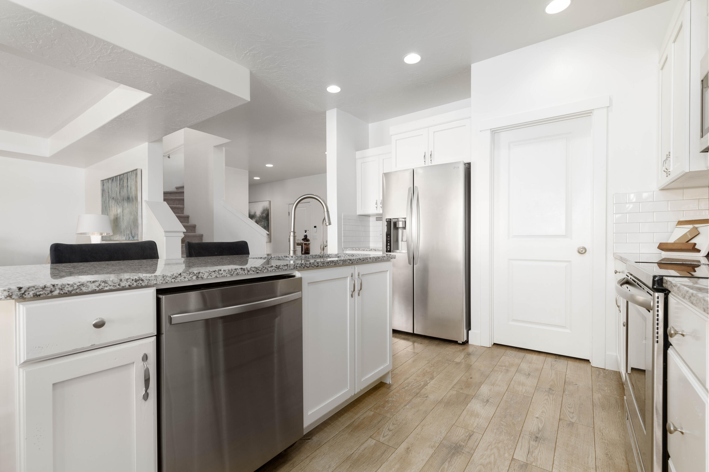 SEQUOIA ESTATES - Residential