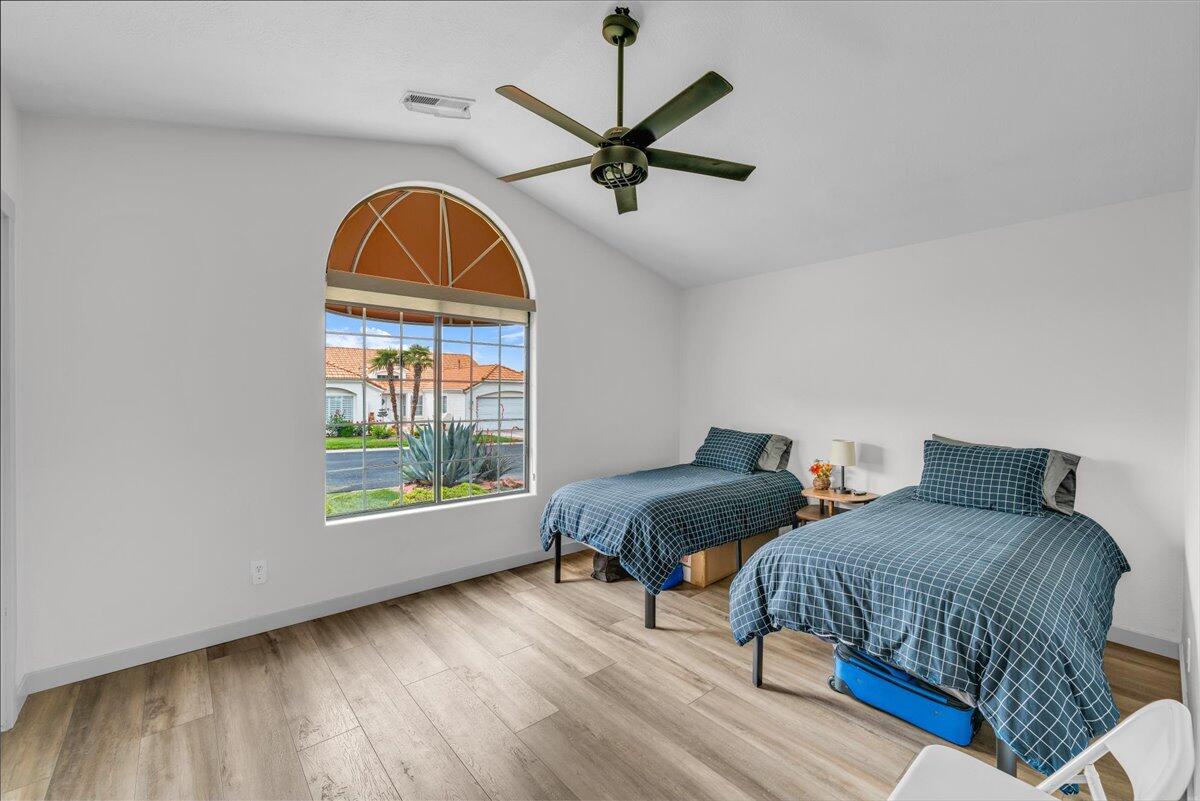 VISTA DEL SOL TOWNHOMES - Residential