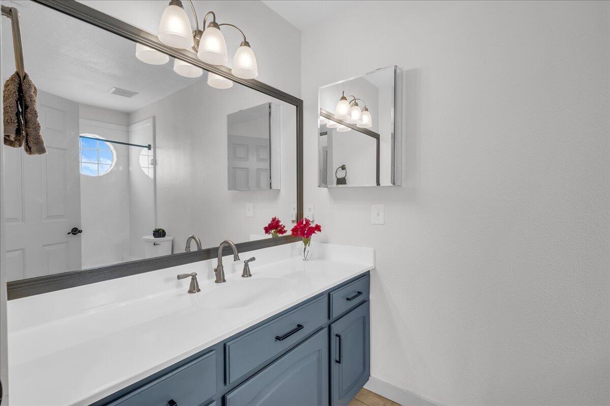 VISTA DEL SOL TOWNHOMES - Residential