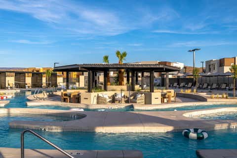 Tiny photo for 1442 N Palm Island DR 28 #28, Washington, UT 84780 (MLS # 26-274882)