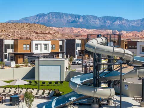 Tiny photo for 1442 N Palm Island DR 28 #28, Washington, UT 84780 (MLS # 26-274882)