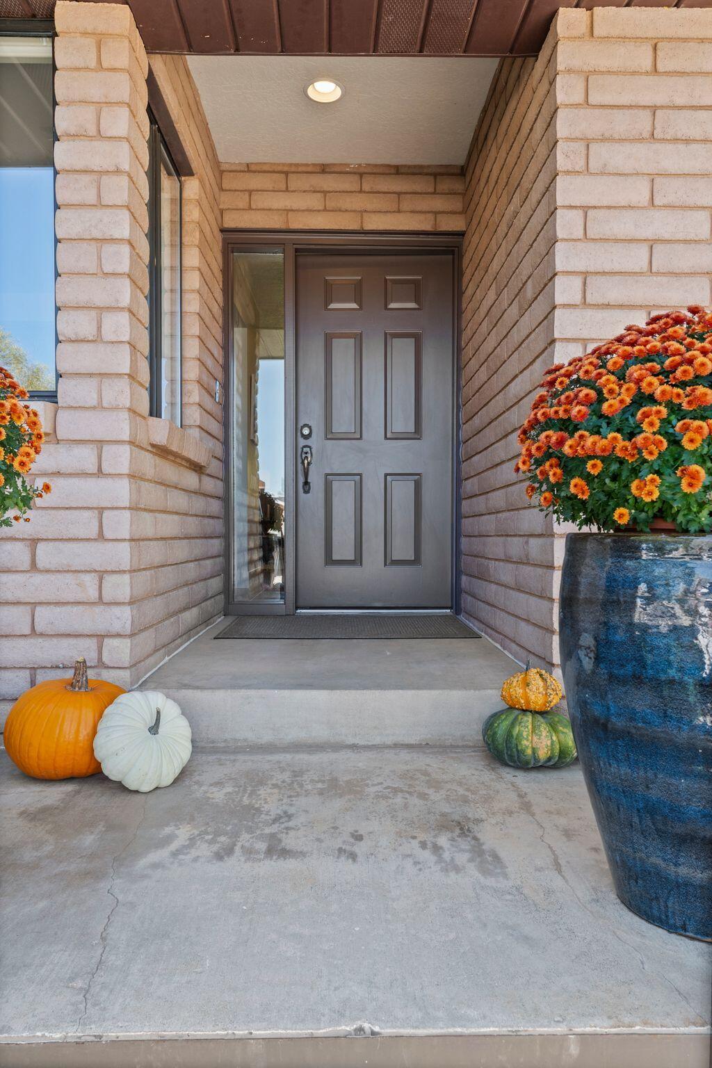 BLOOMINGTON HILLS - Residential