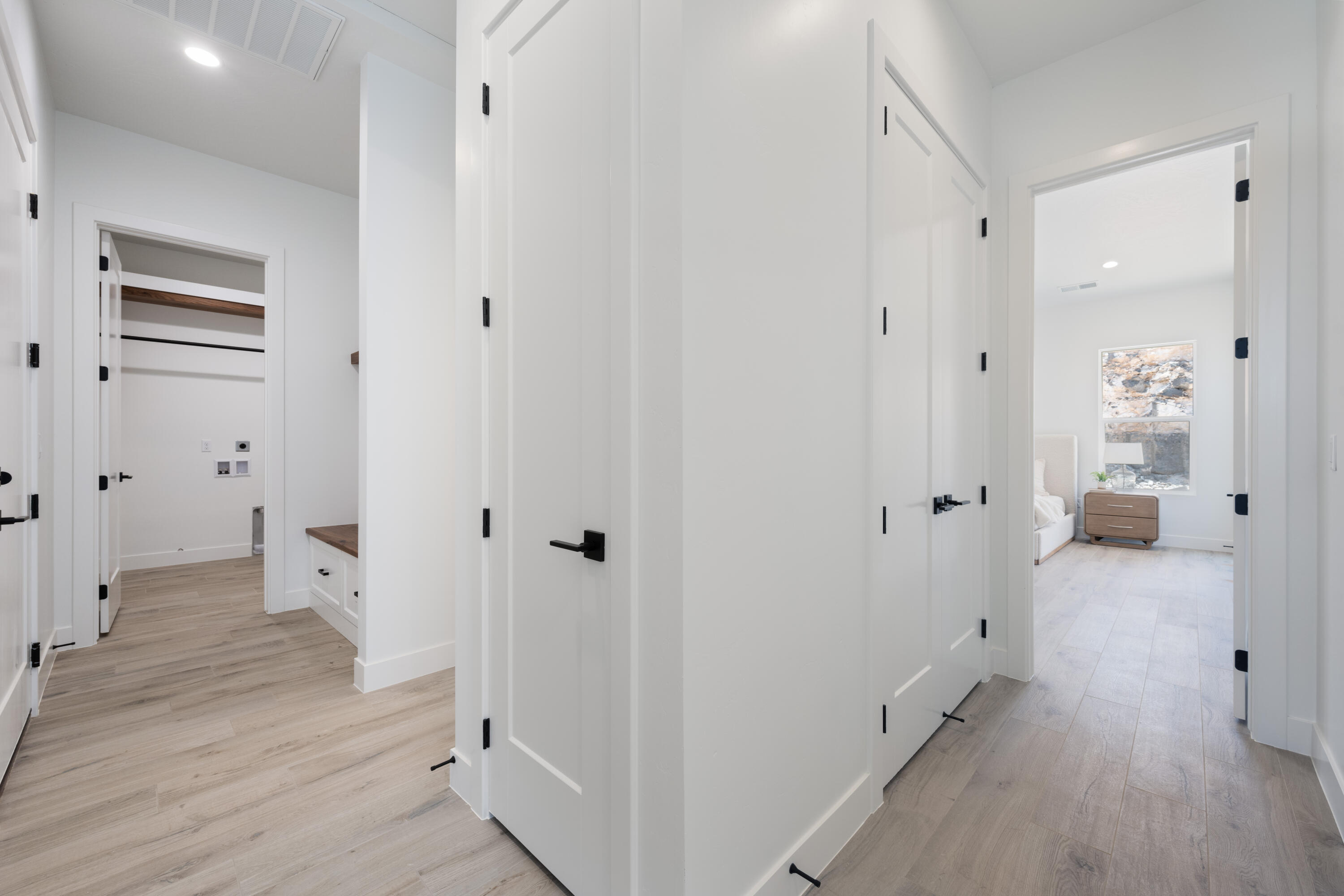 SCENIC POINTE - Residential