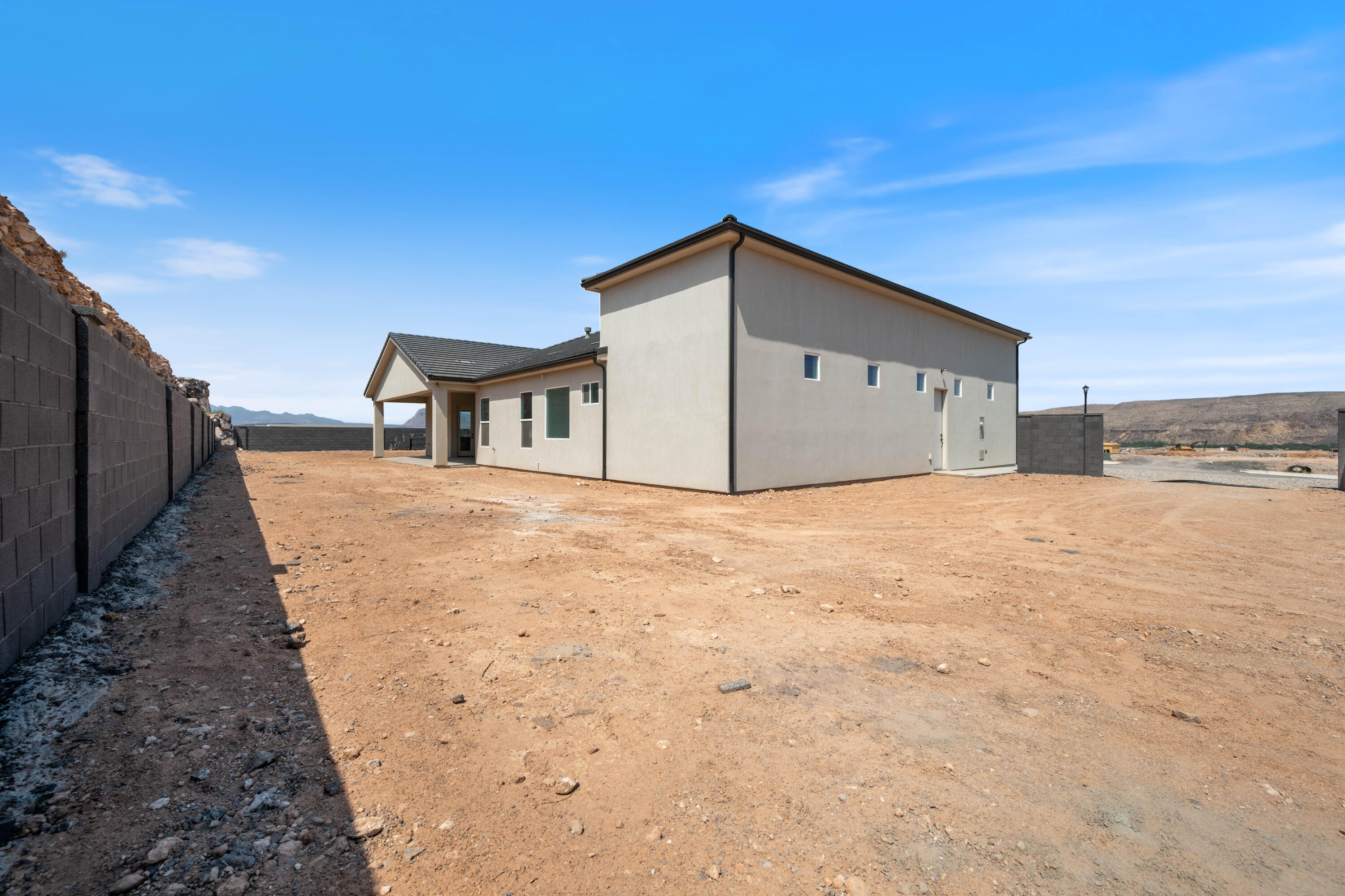 SCENIC POINTE - Residential