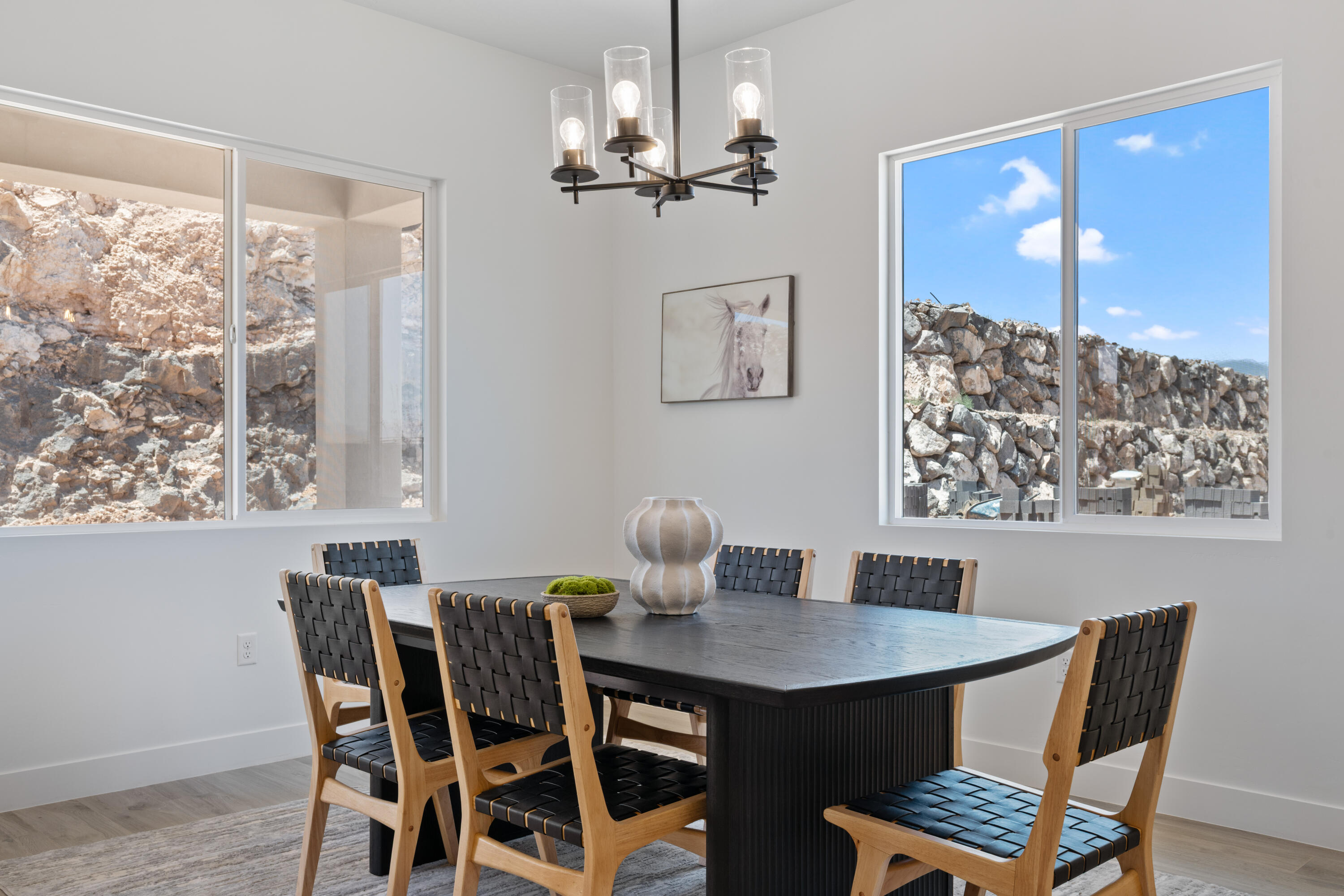 SCENIC POINTE - Residential