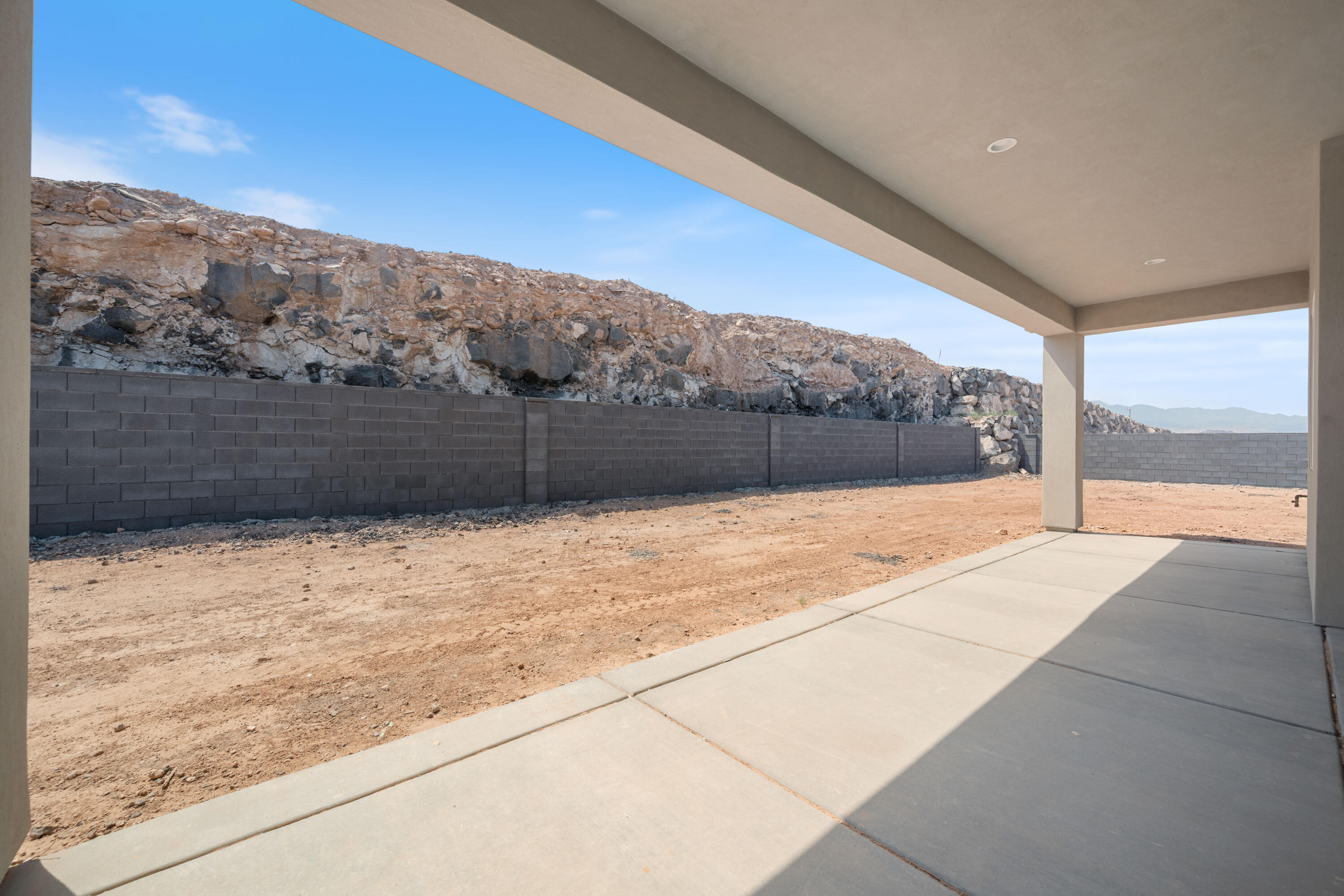 SCENIC POINTE - Residential