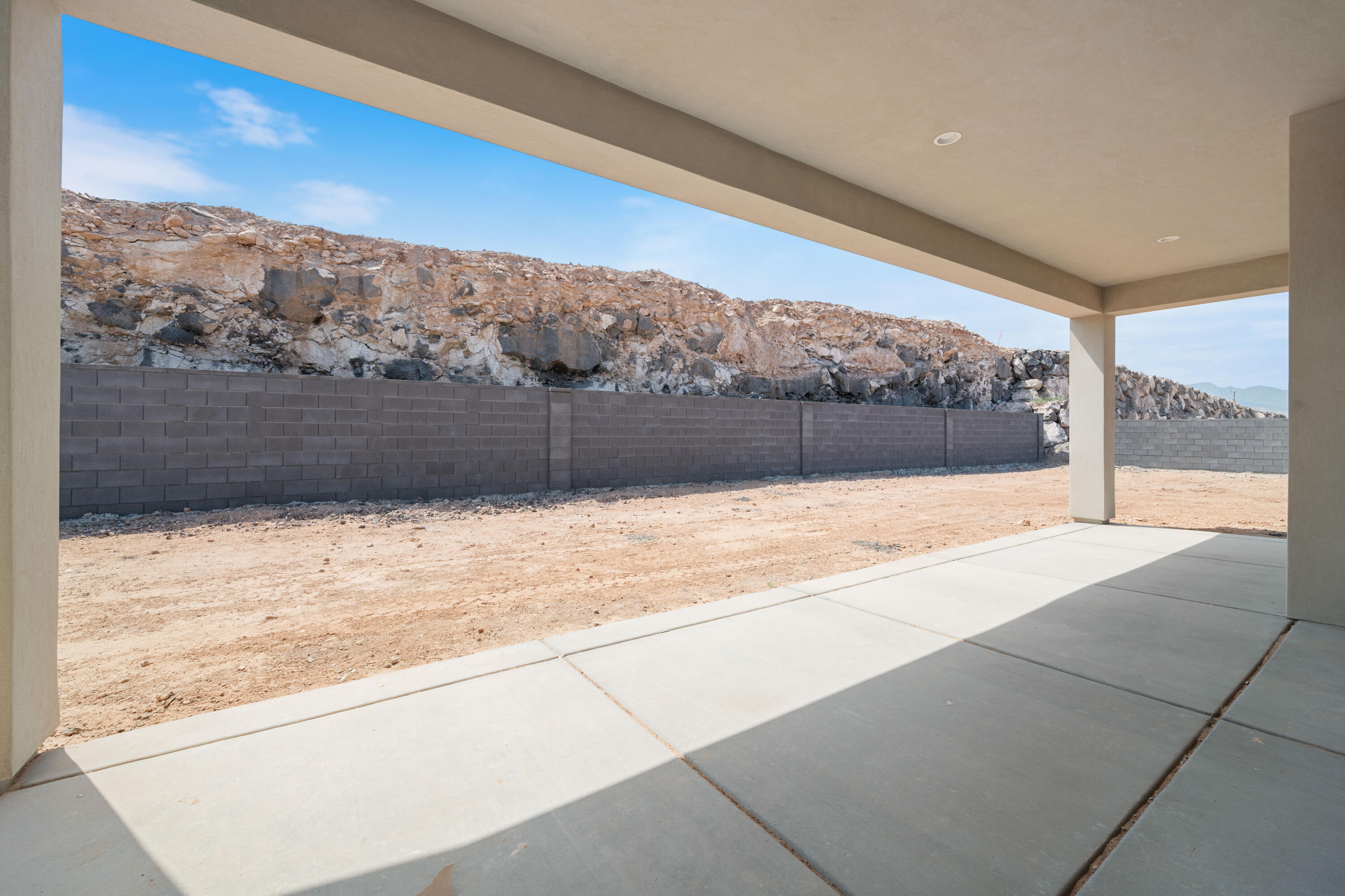 SCENIC POINTE - Residential