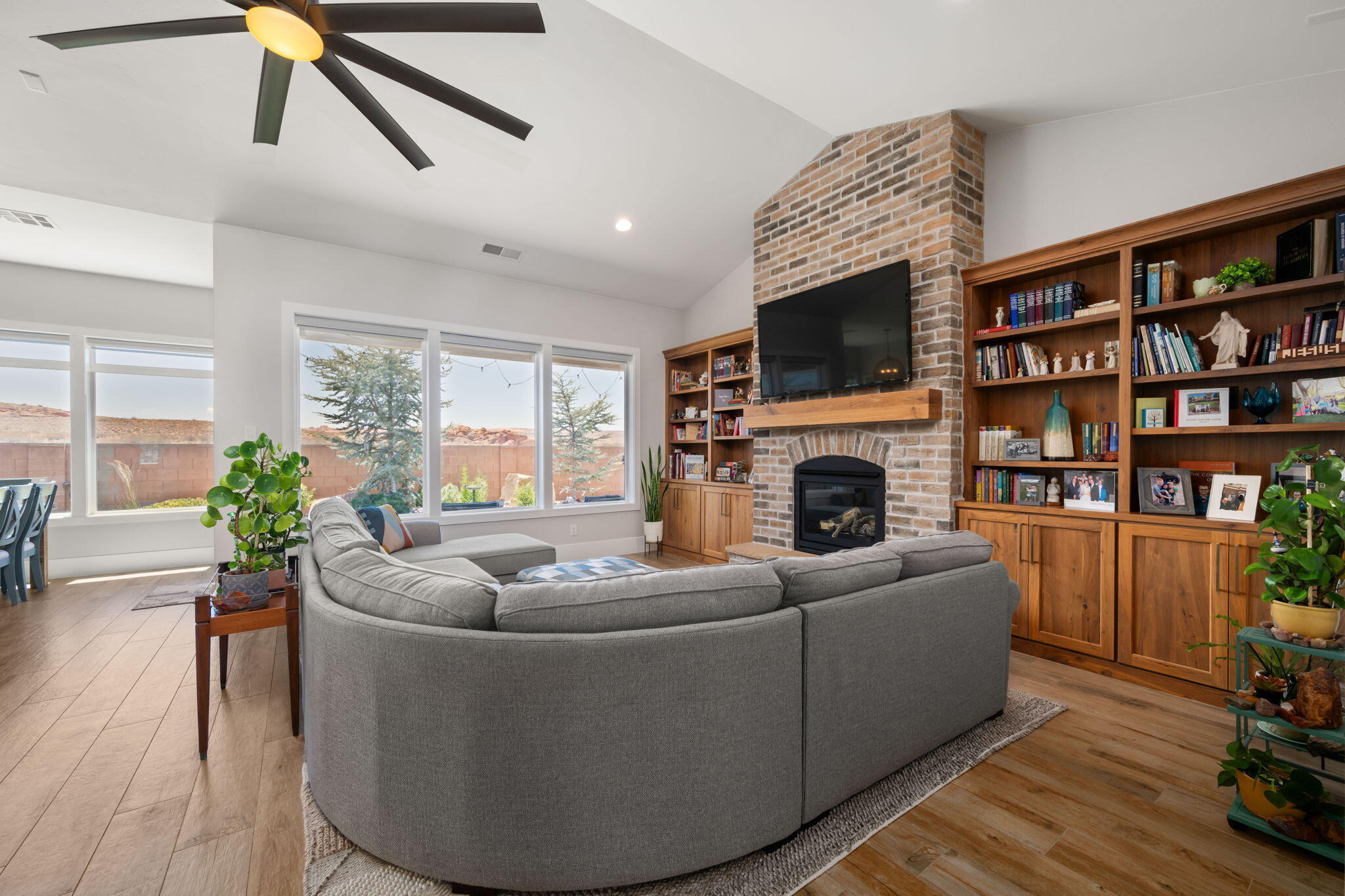 DIXIE SPRINGS - Residential