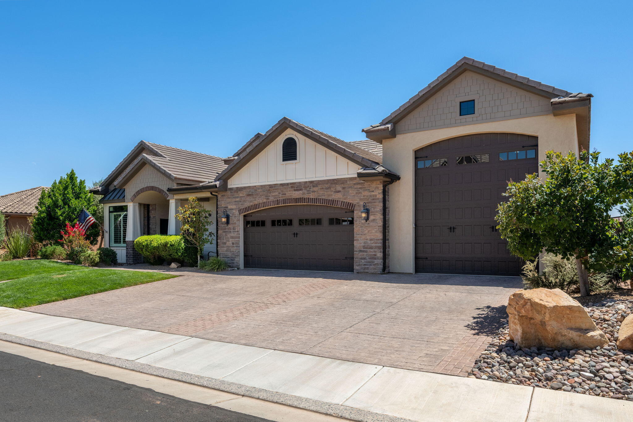 DIXIE SPRINGS - Residential